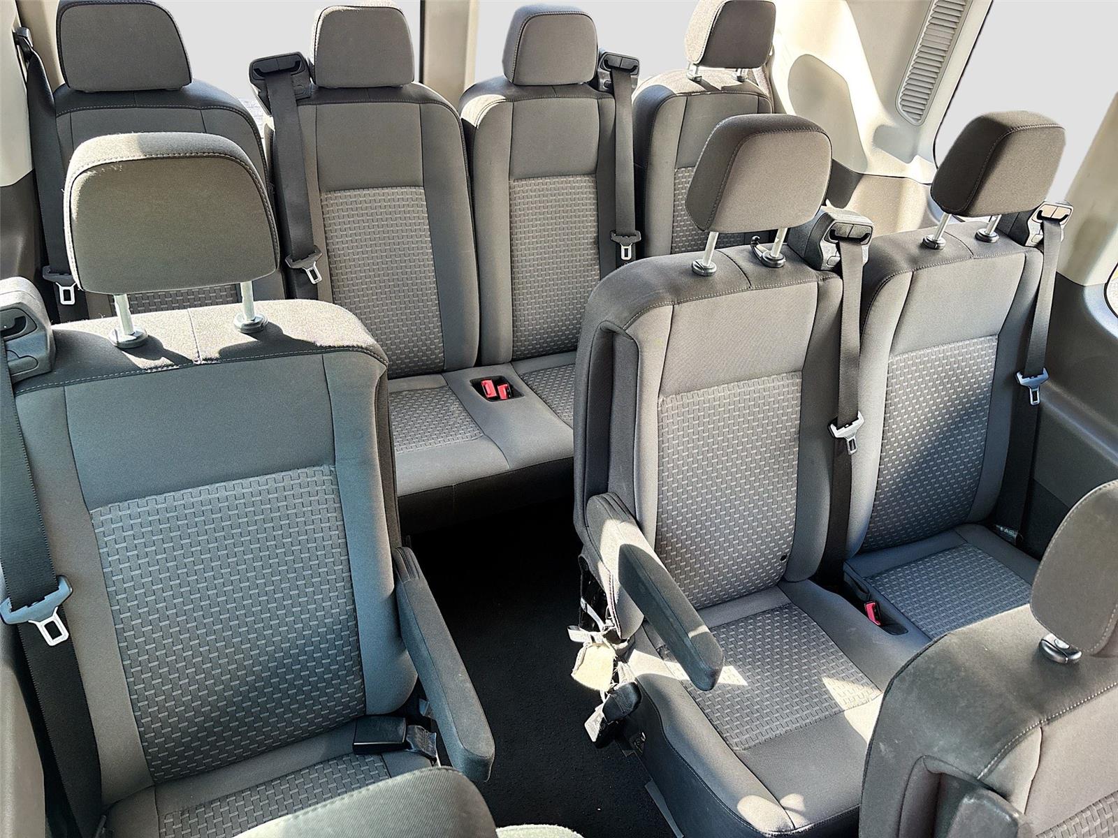 2023 Ford Transit Passenger Wagon XLT