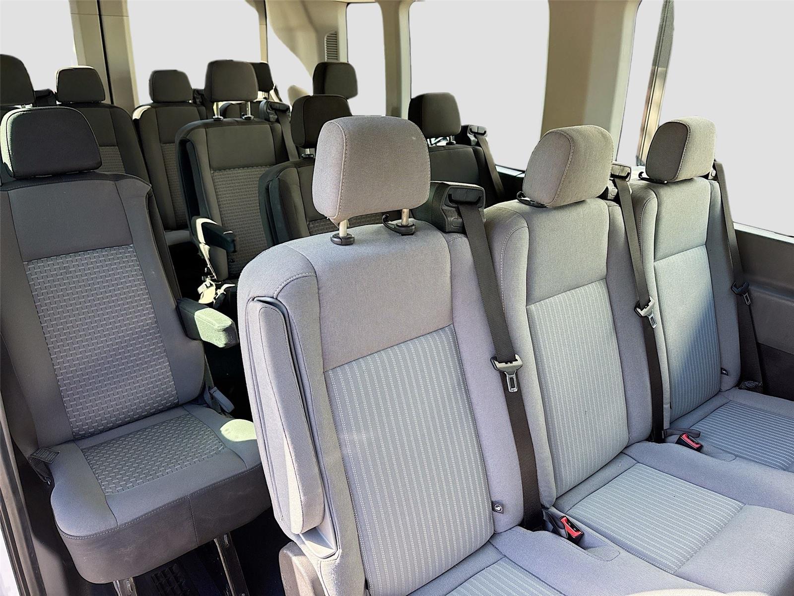 2023 Ford Transit Passenger Wagon XLT