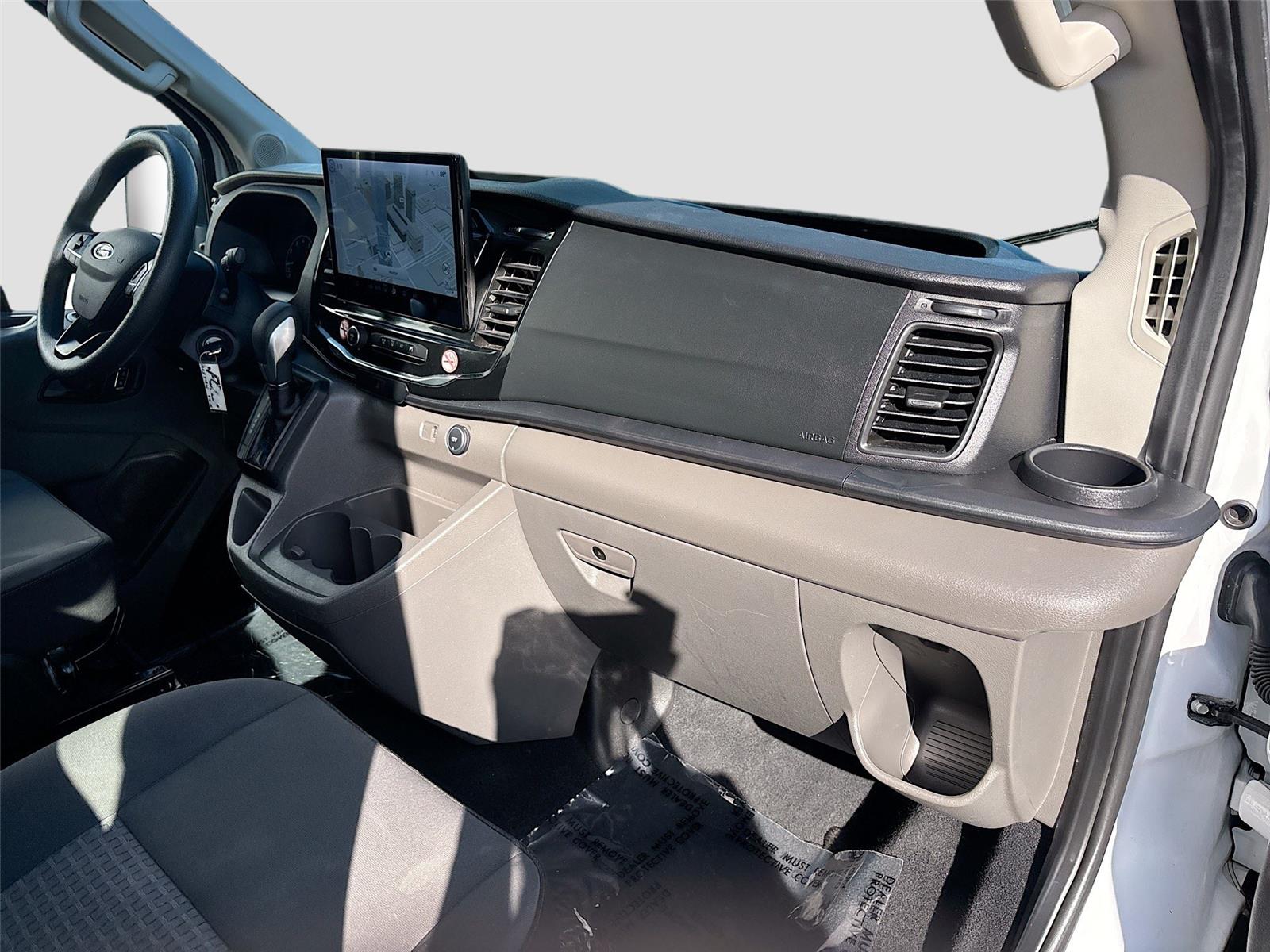 2023 Ford Transit Passenger Wagon XLT