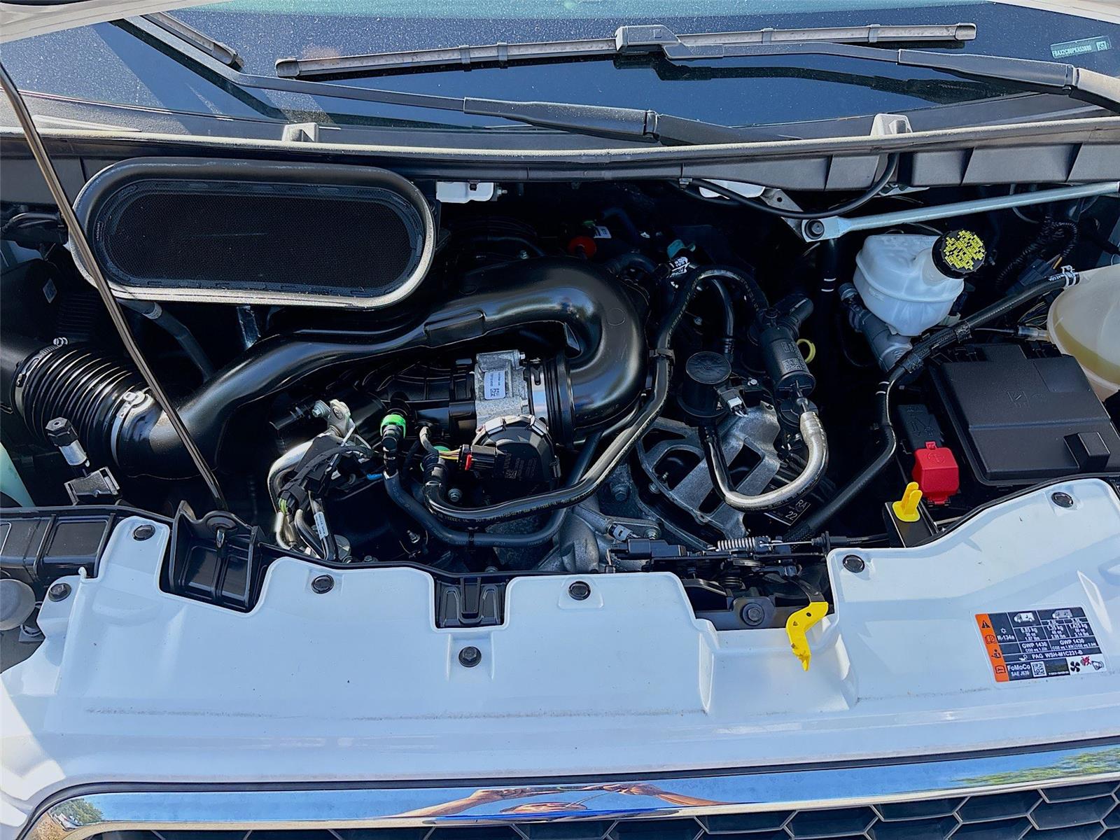 2023 Ford Transit Passenger Wagon XLT