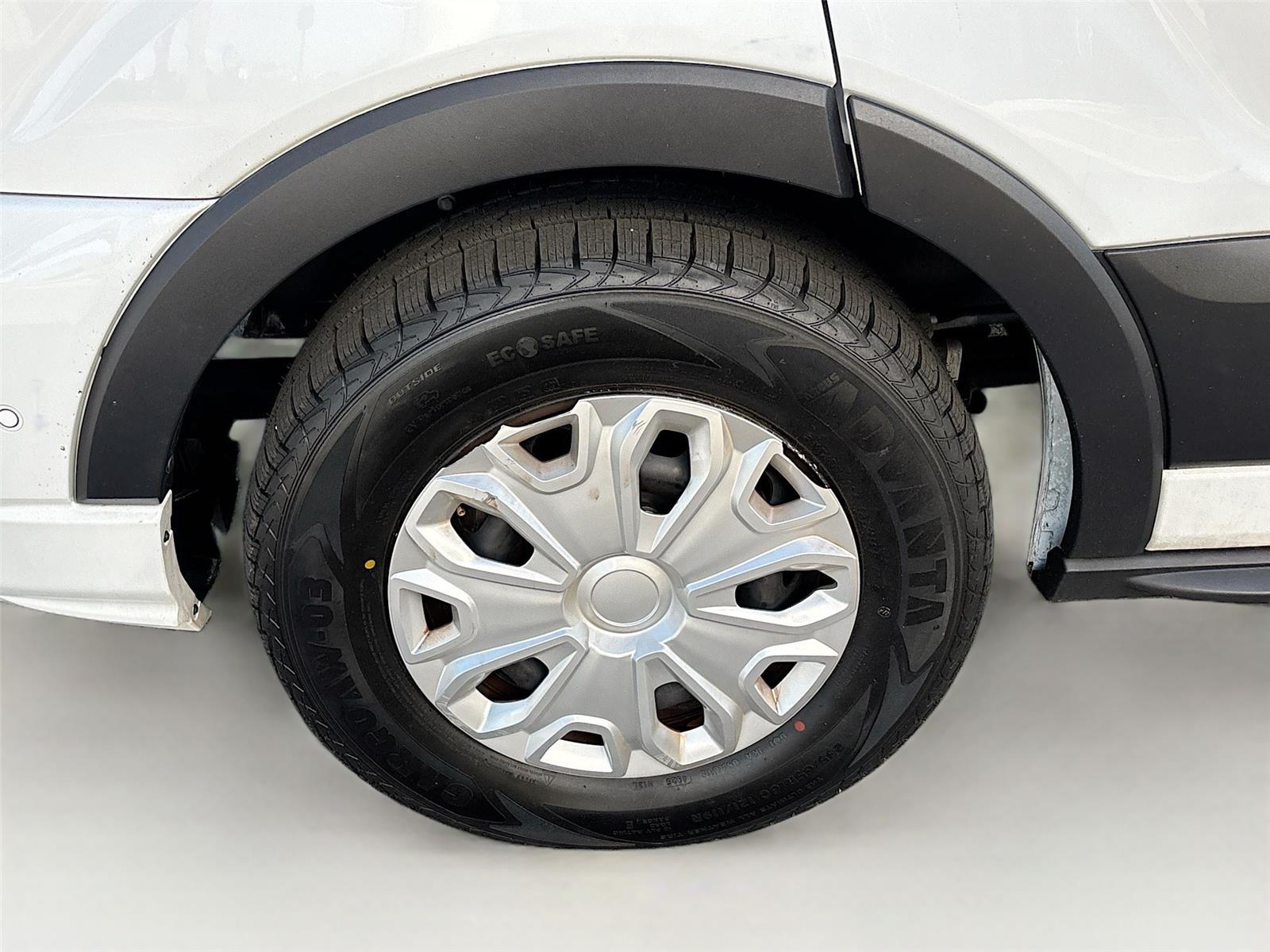 2023 Ford Transit Passenger Wagon XLT