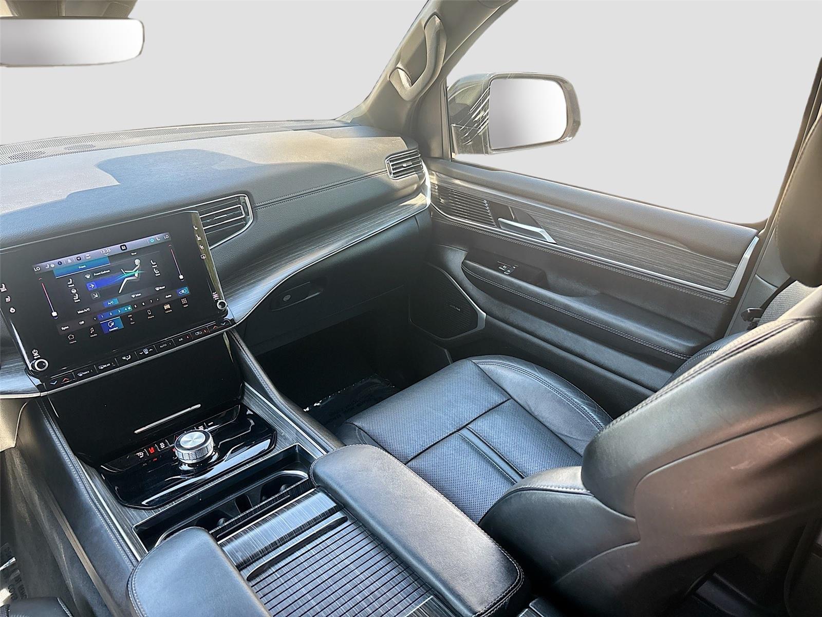 2024 Jeep Wagoneer L Series II