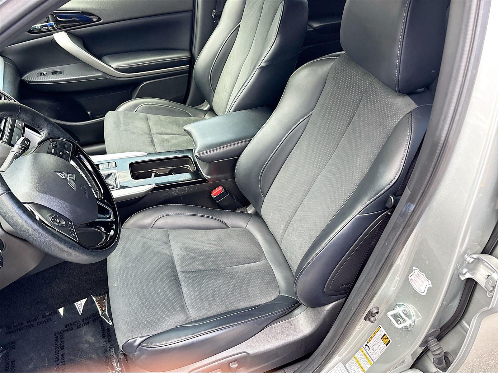 2025 Mitsubishi Eclipse Cross SE