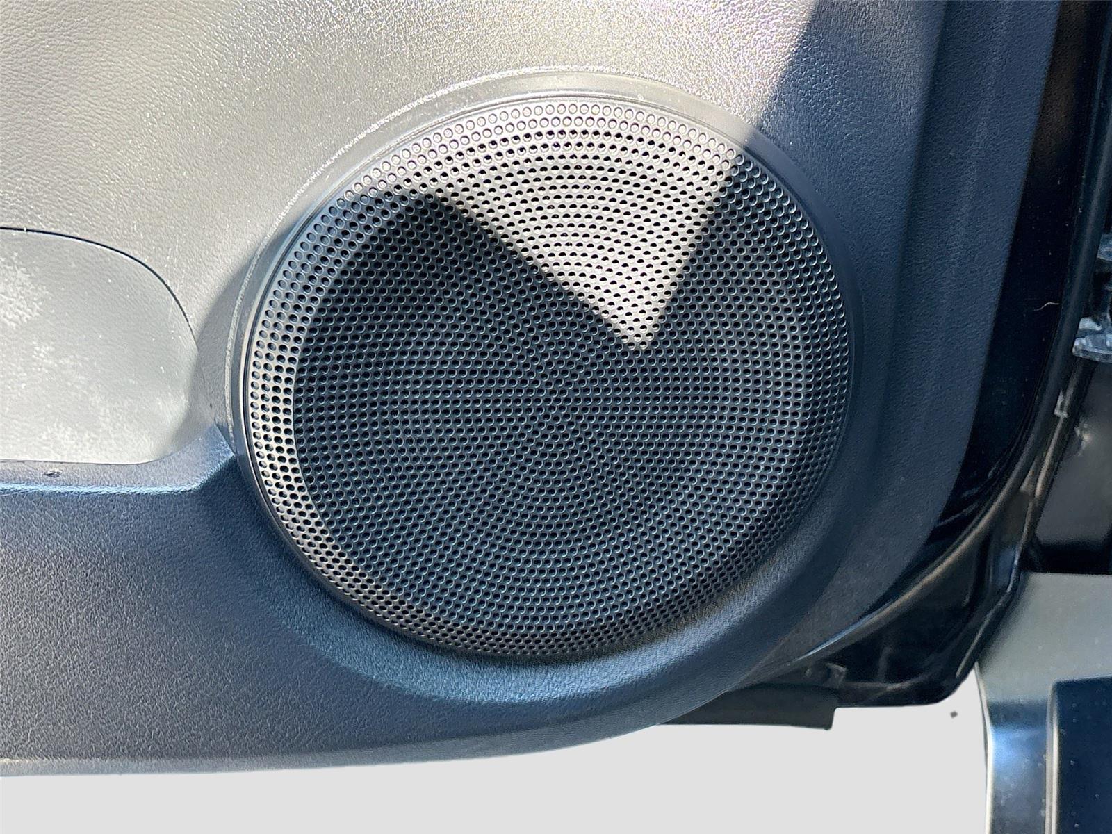 2018 Nissan Kicks SR