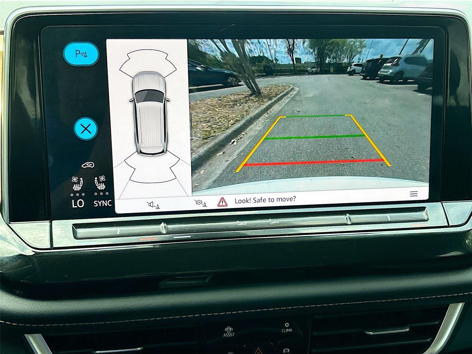 2025 Volkswagen Atlas 2.0T SE w/Technology
