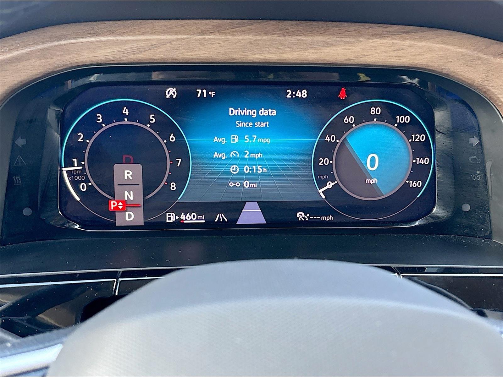 2025 Volkswagen Atlas 2.0T SE w/Technology