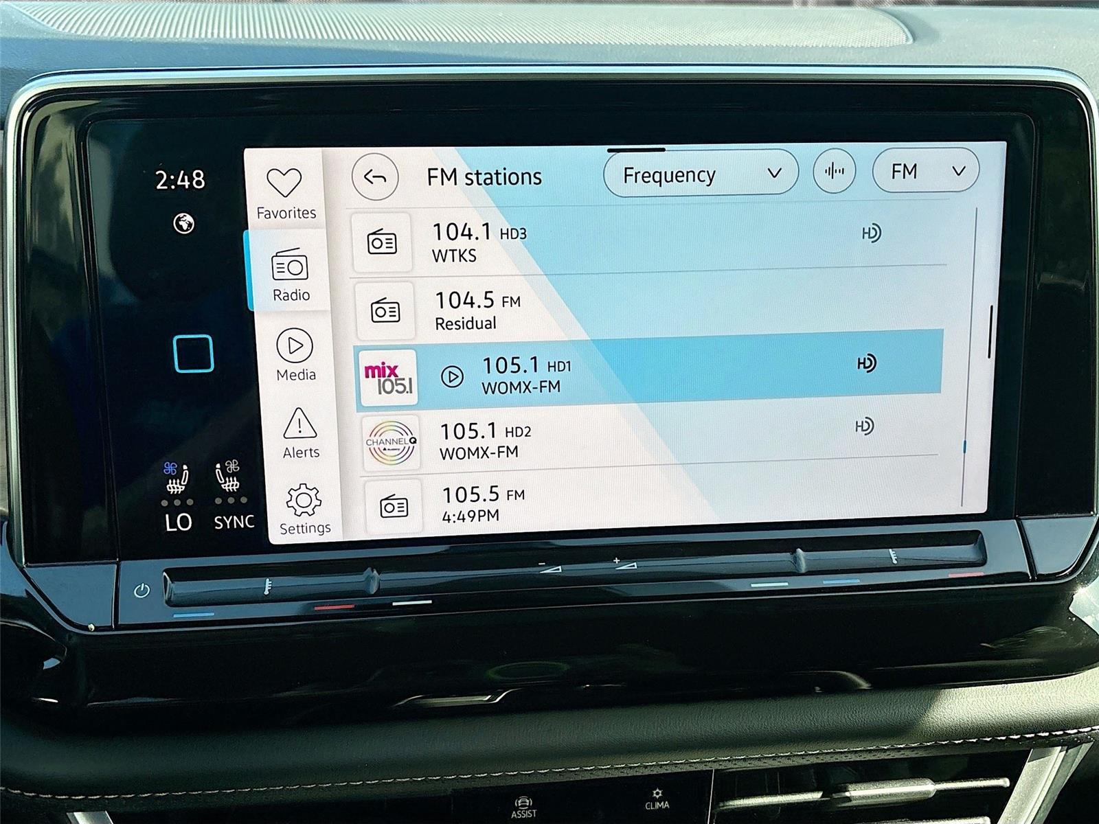 2025 Volkswagen Atlas 2.0T SE w/Technology