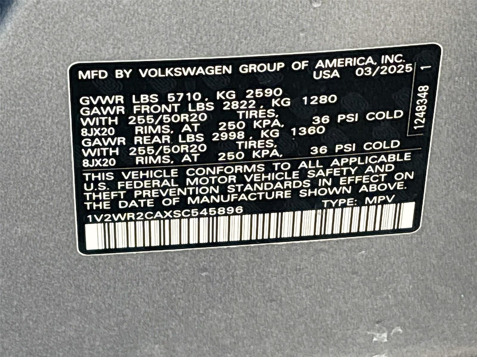 2025 Volkswagen Atlas 2.0T SE w/Technology