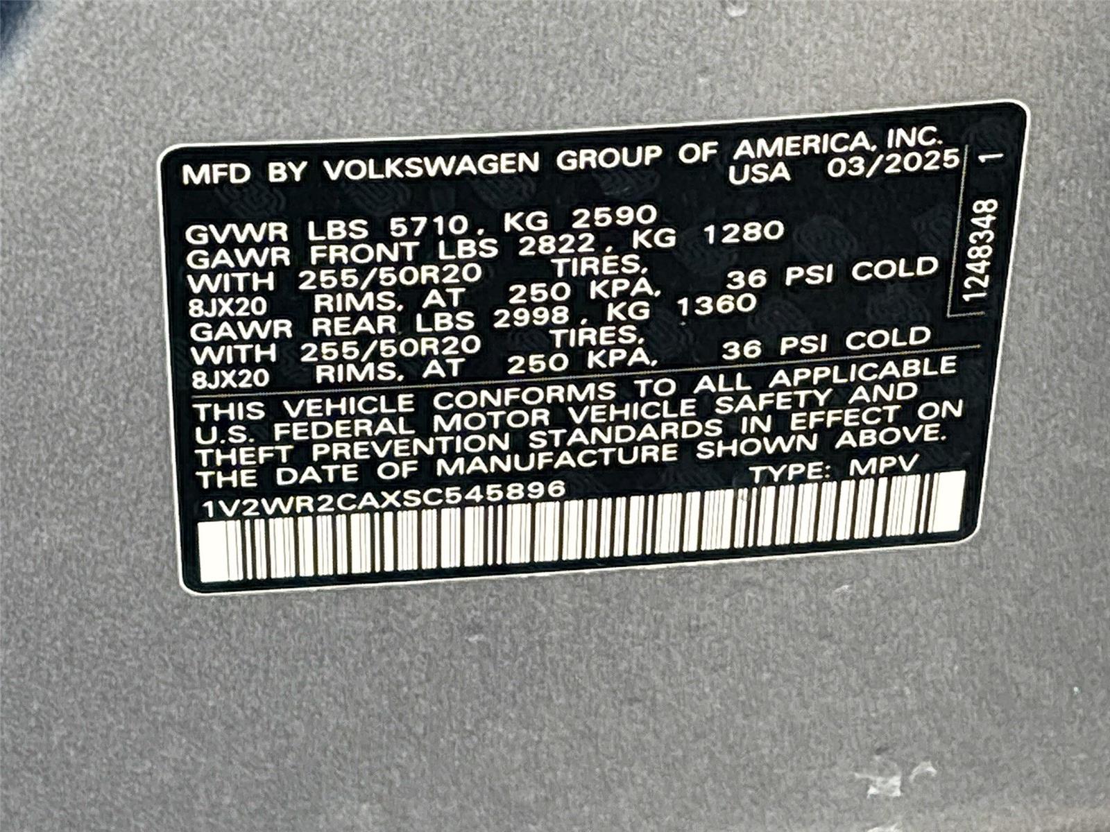 2025 Volkswagen Atlas 2.0T SE w/Technology