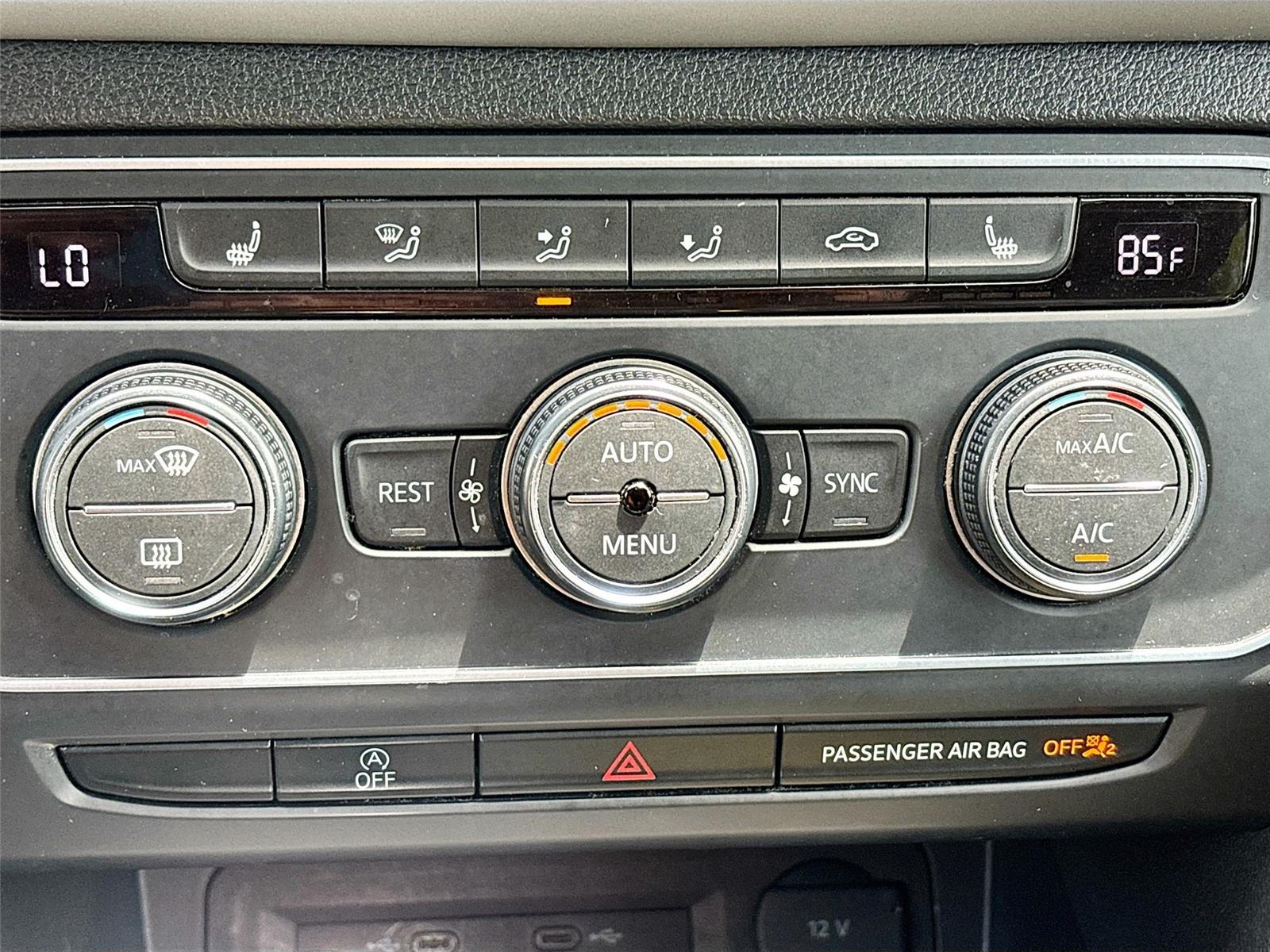 2021 Volkswagen Atlas 3.6L V6 SE w/Technology