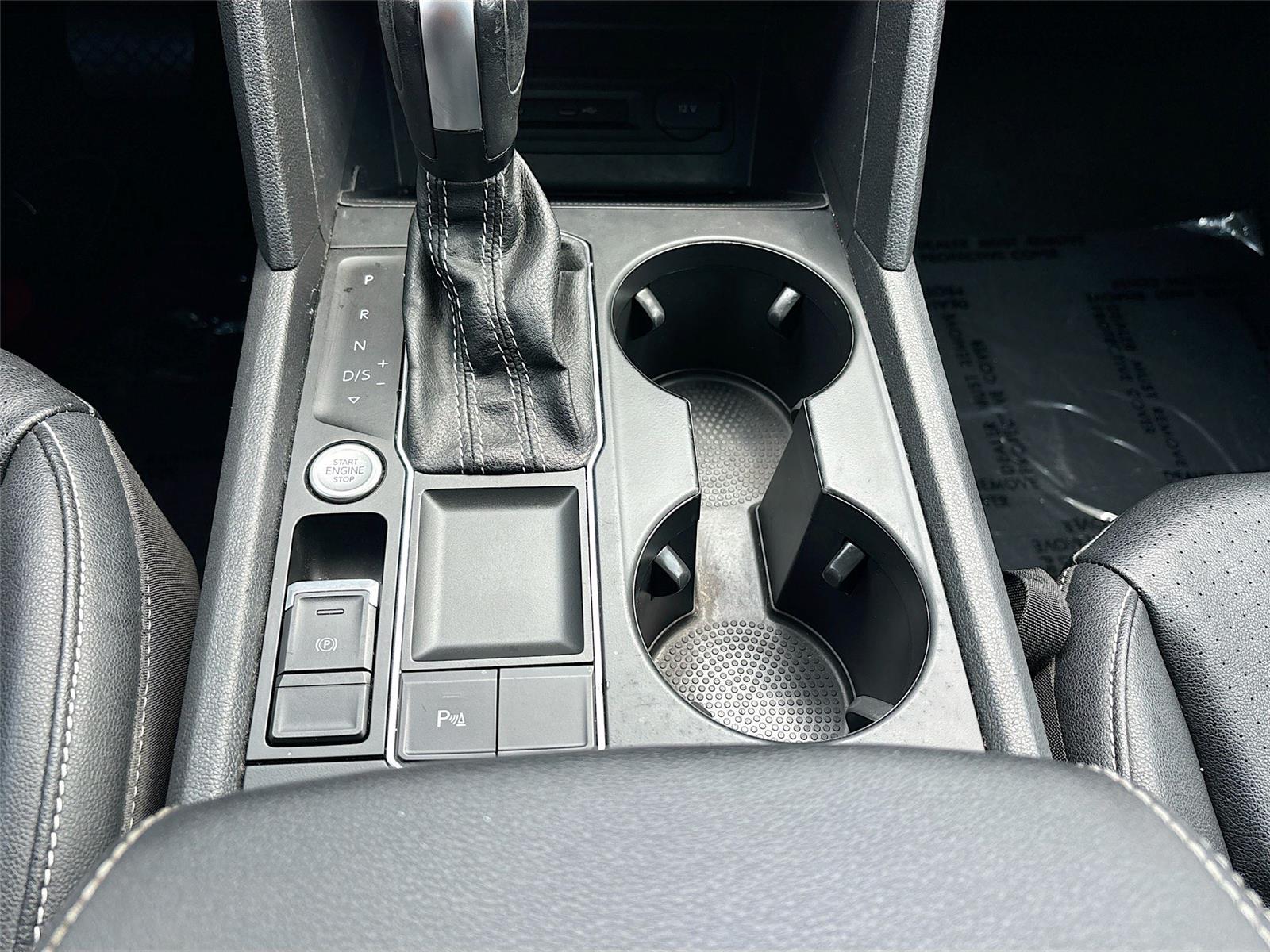 2021 Volkswagen Atlas 3.6L V6 SE w/Technology