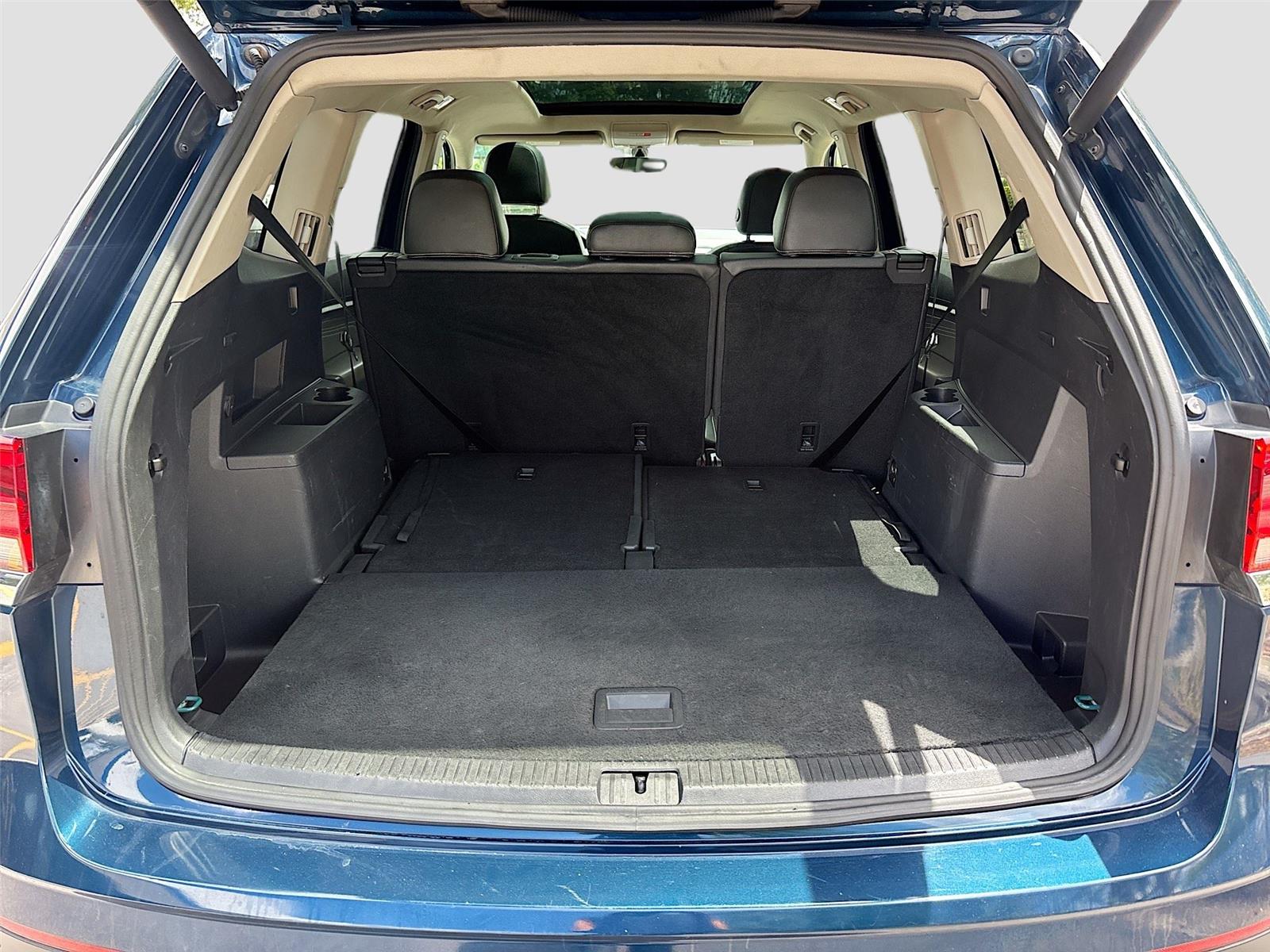 2021 Volkswagen Atlas 3.6L V6 SE w/Technology