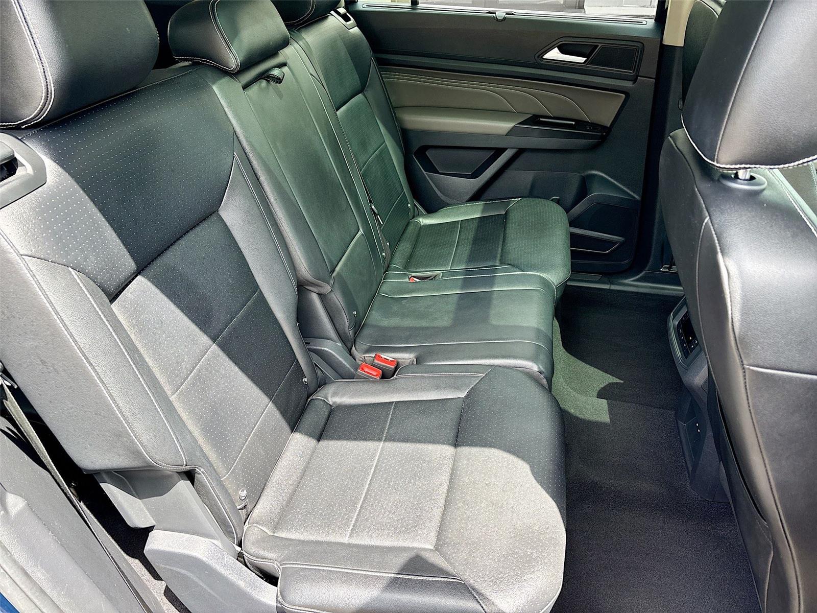 2021 Volkswagen Atlas 3.6L V6 SE w/Technology