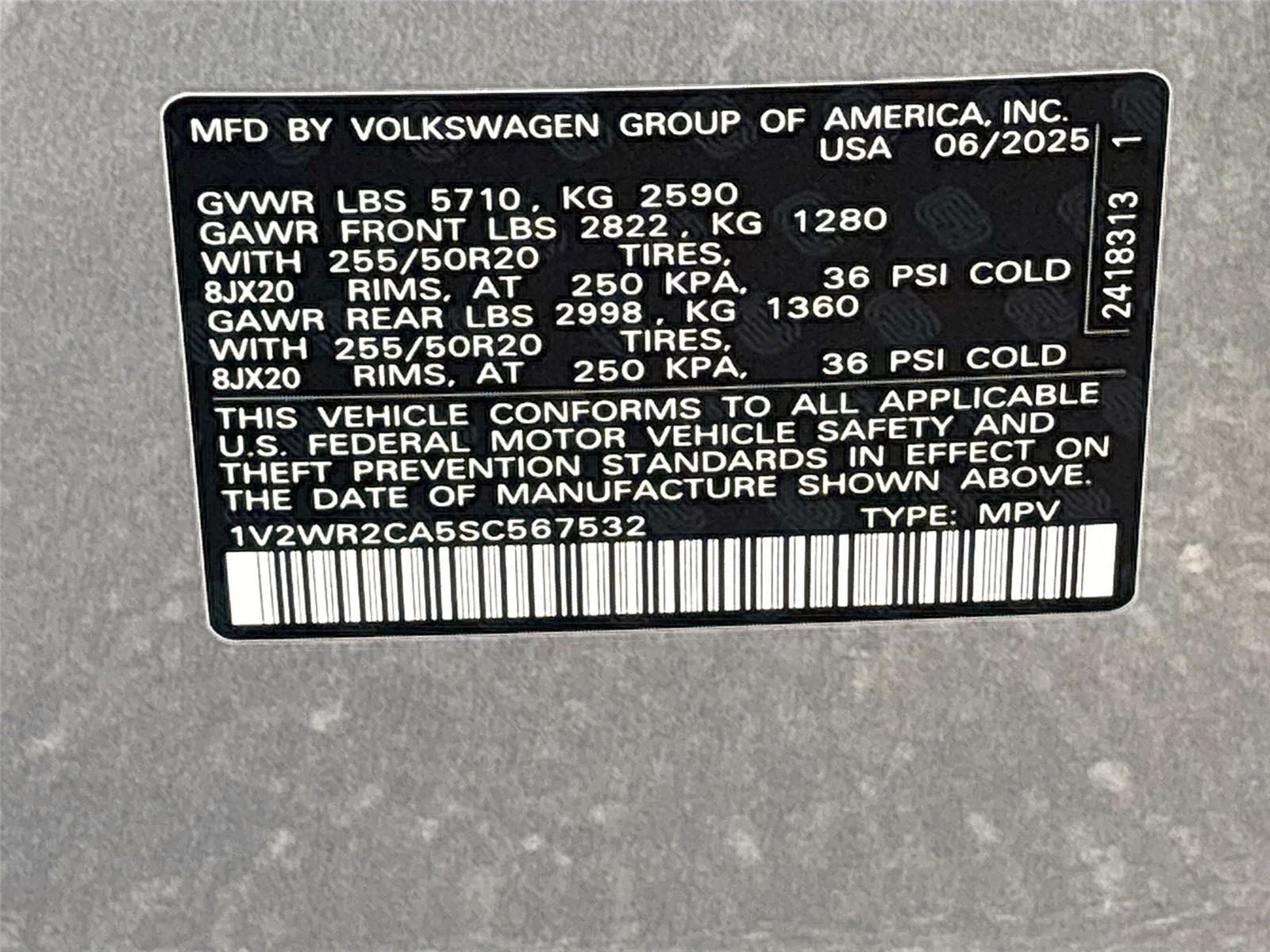 2025 Volkswagen Atlas 2.0T SE w/Technology