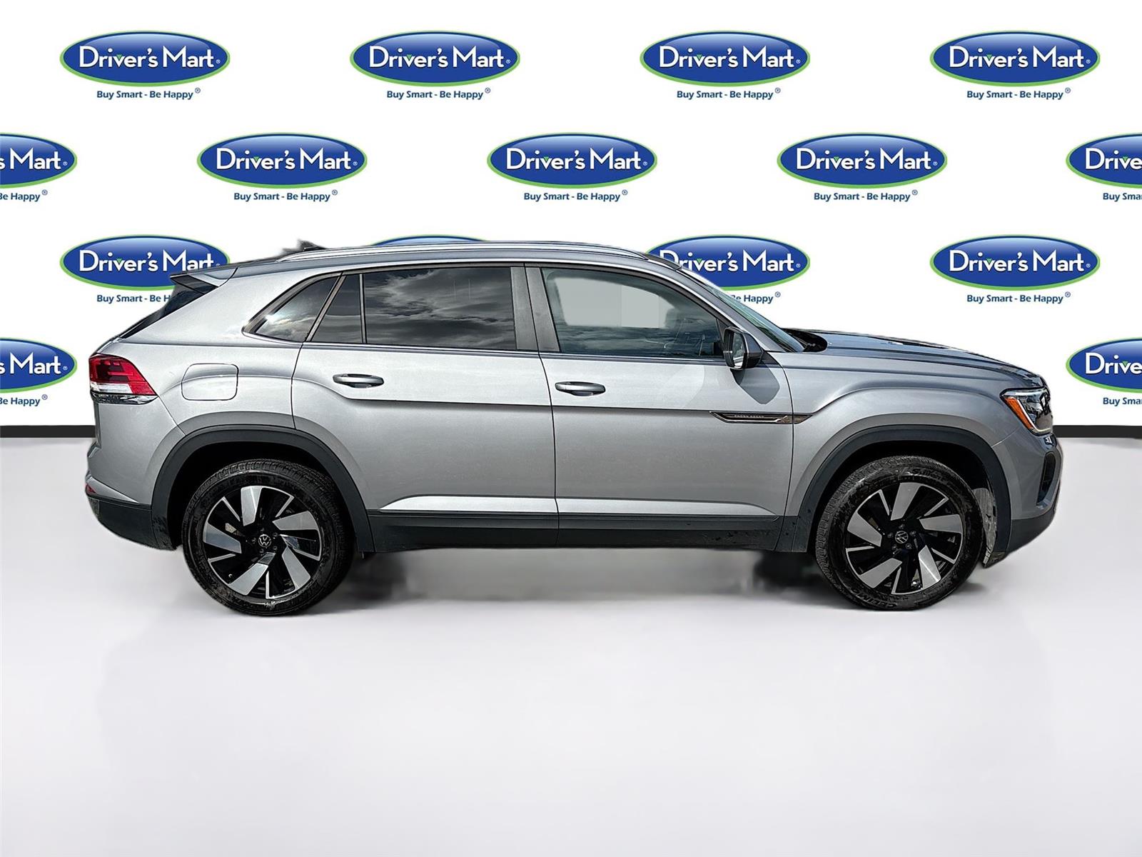 2025 Volkswagen Atlas Cross Sport 2.0T SE w/Technology