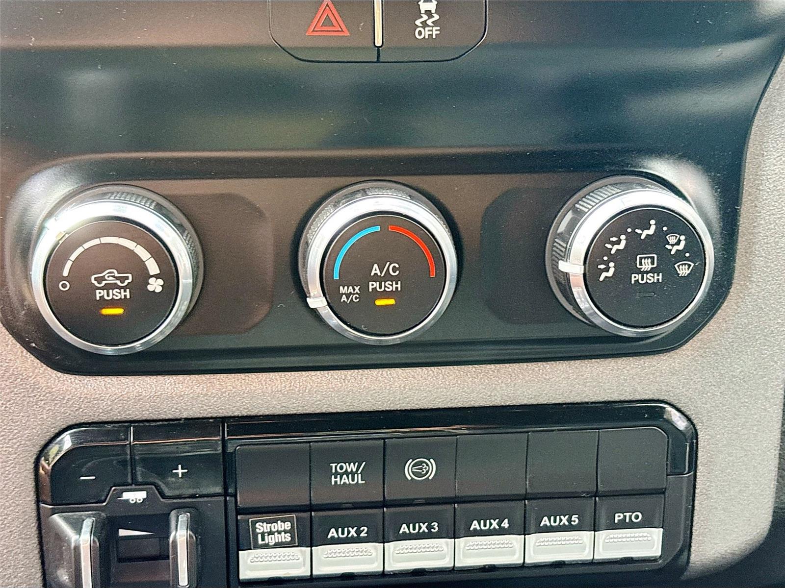 2024 Ram 3500 Chassis Cab Tradesman