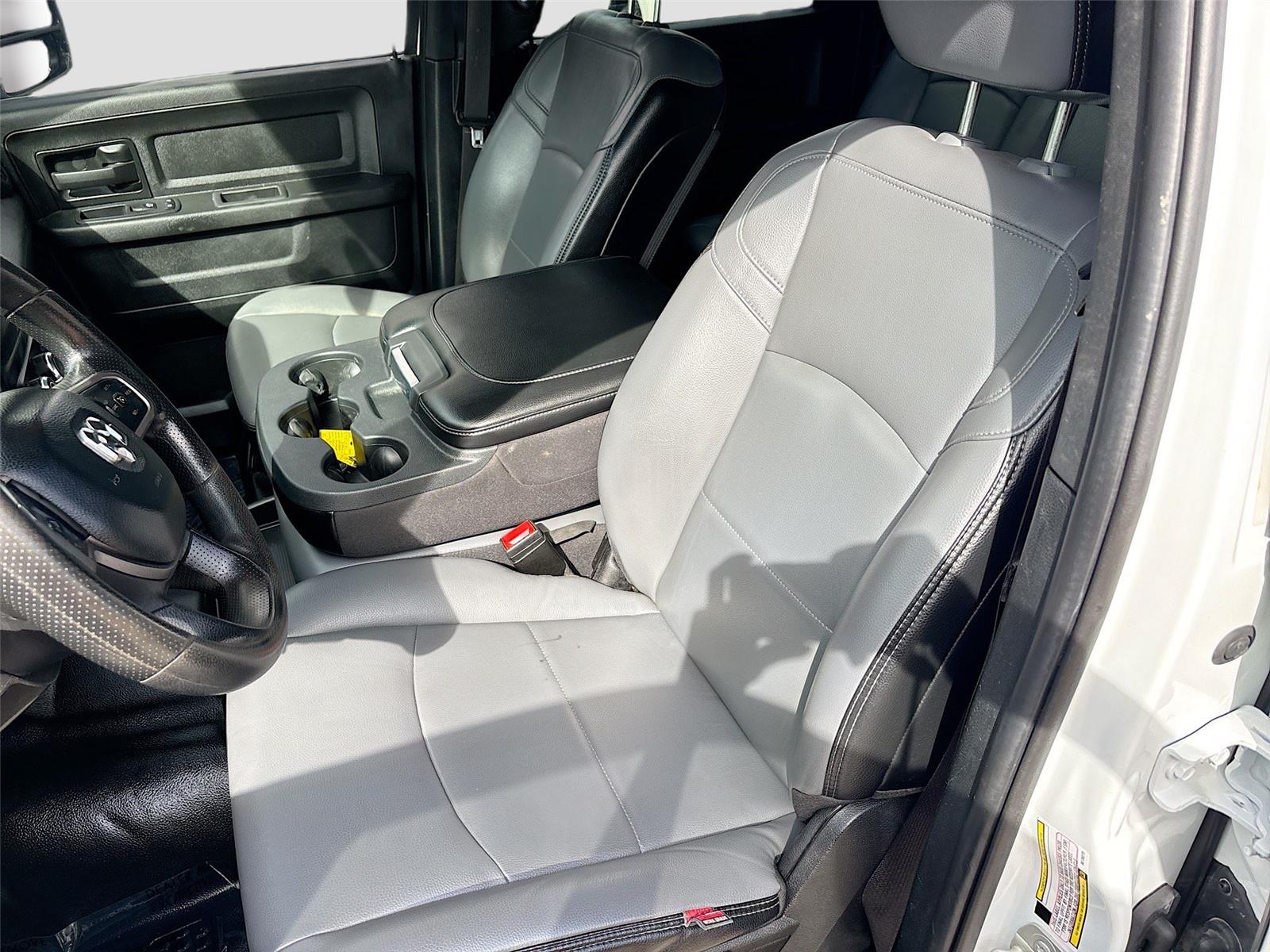 2024 Ram 3500 Chassis Cab Tradesman