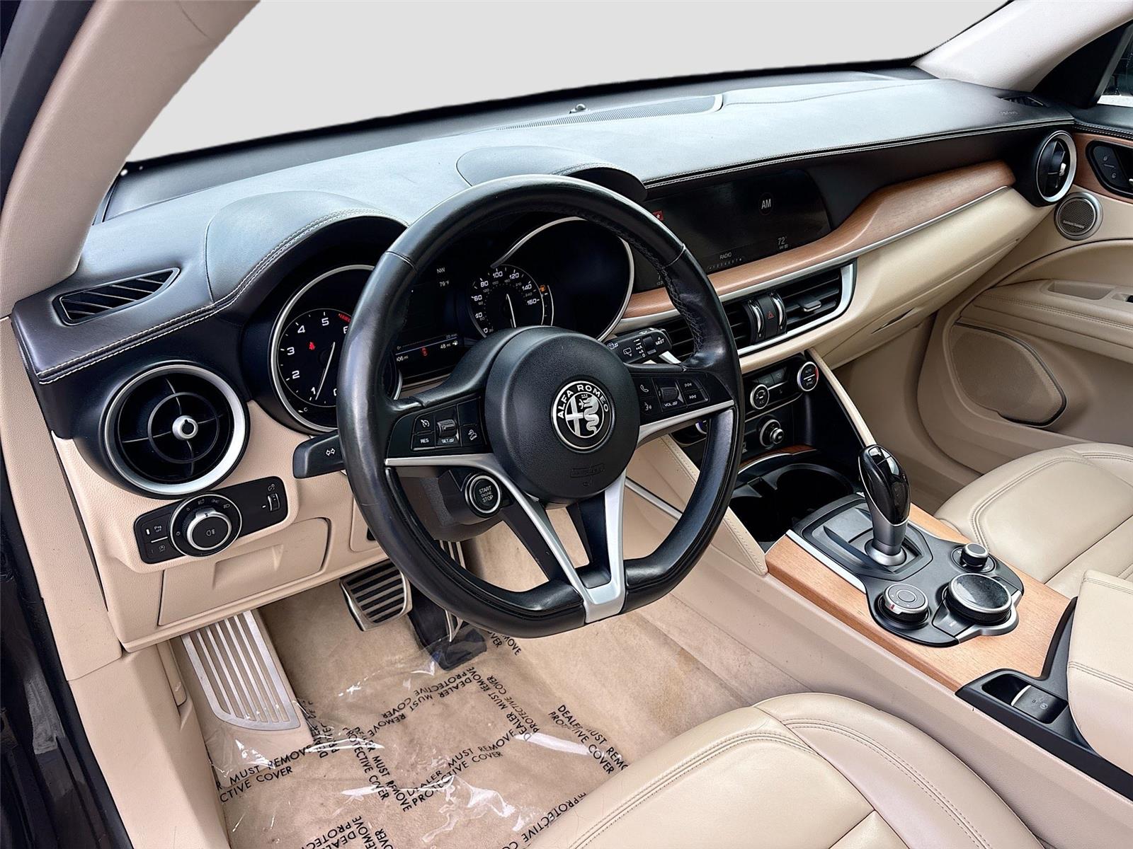 2019 Alfa Romeo Stelvio Ti Lusso