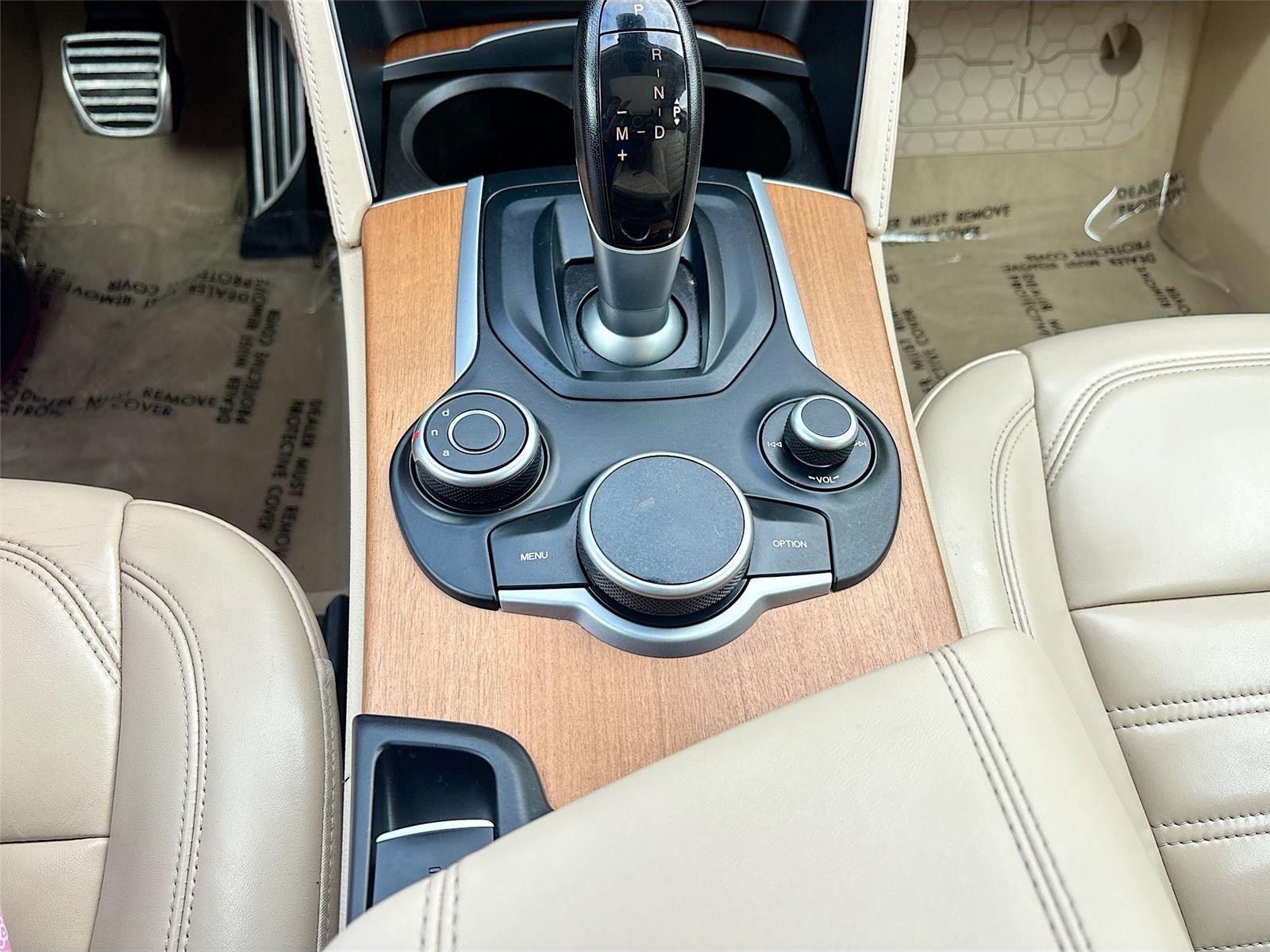 2019 Alfa Romeo Stelvio Ti Lusso