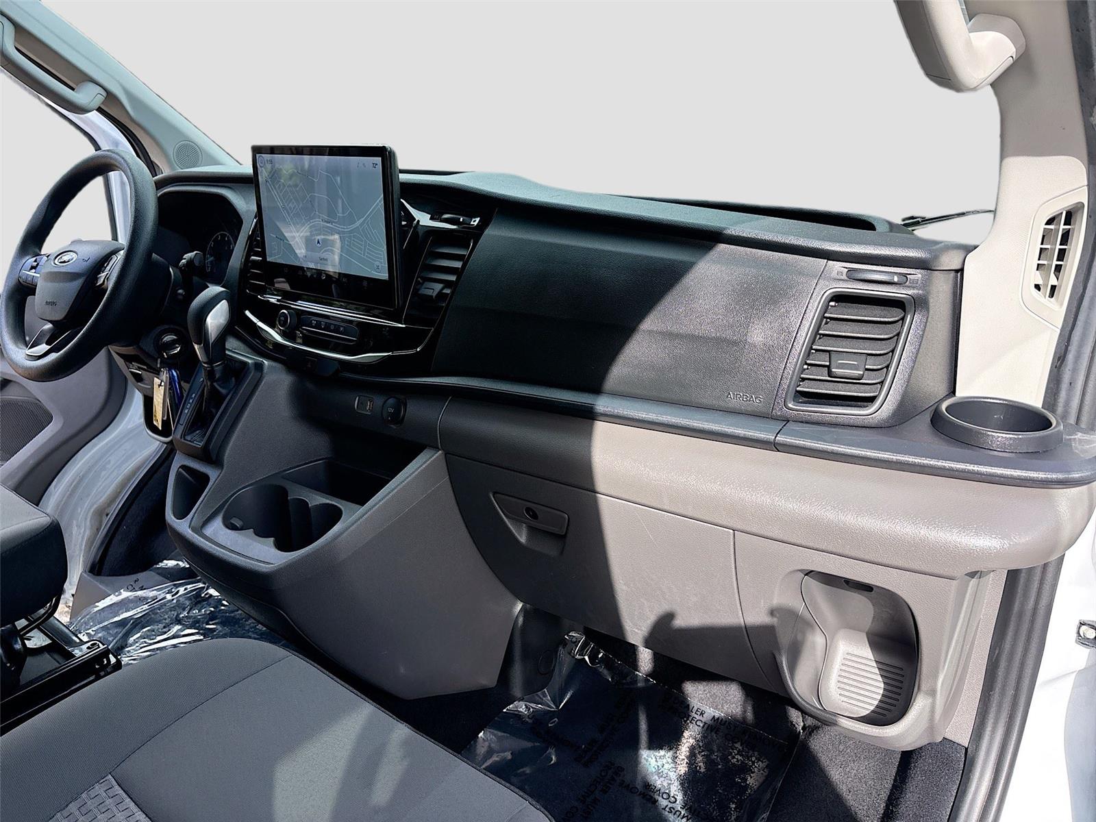 2024 Ford Transit Passenger Wagon XLT