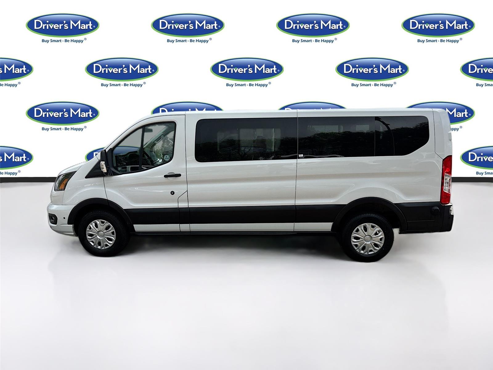 2024 Ford Transit Passenger Wagon XLT