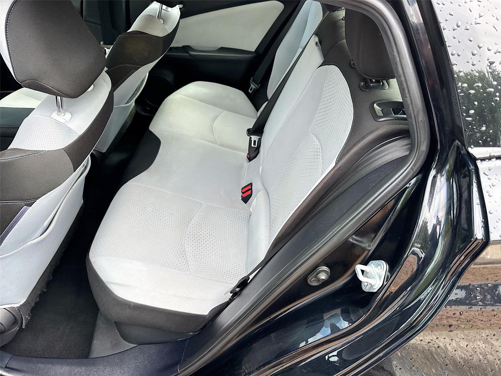 2019 Toyota Prius LE