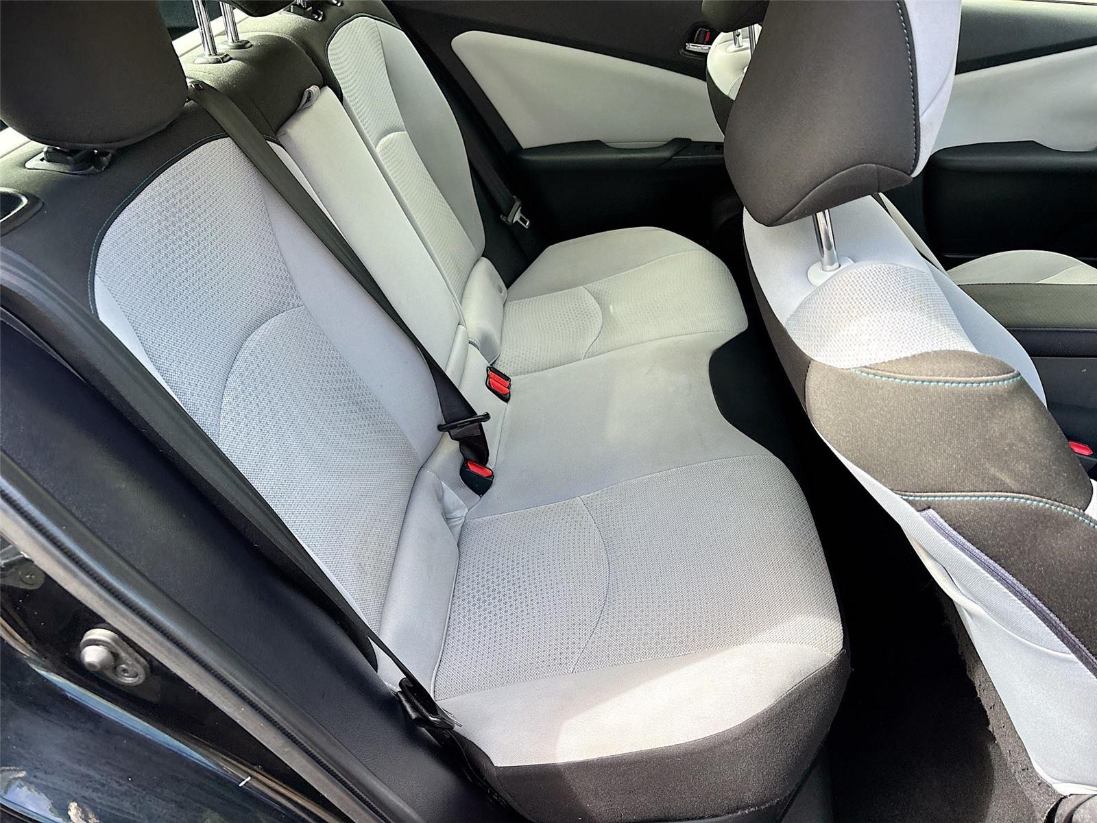 2019 Toyota Prius LE