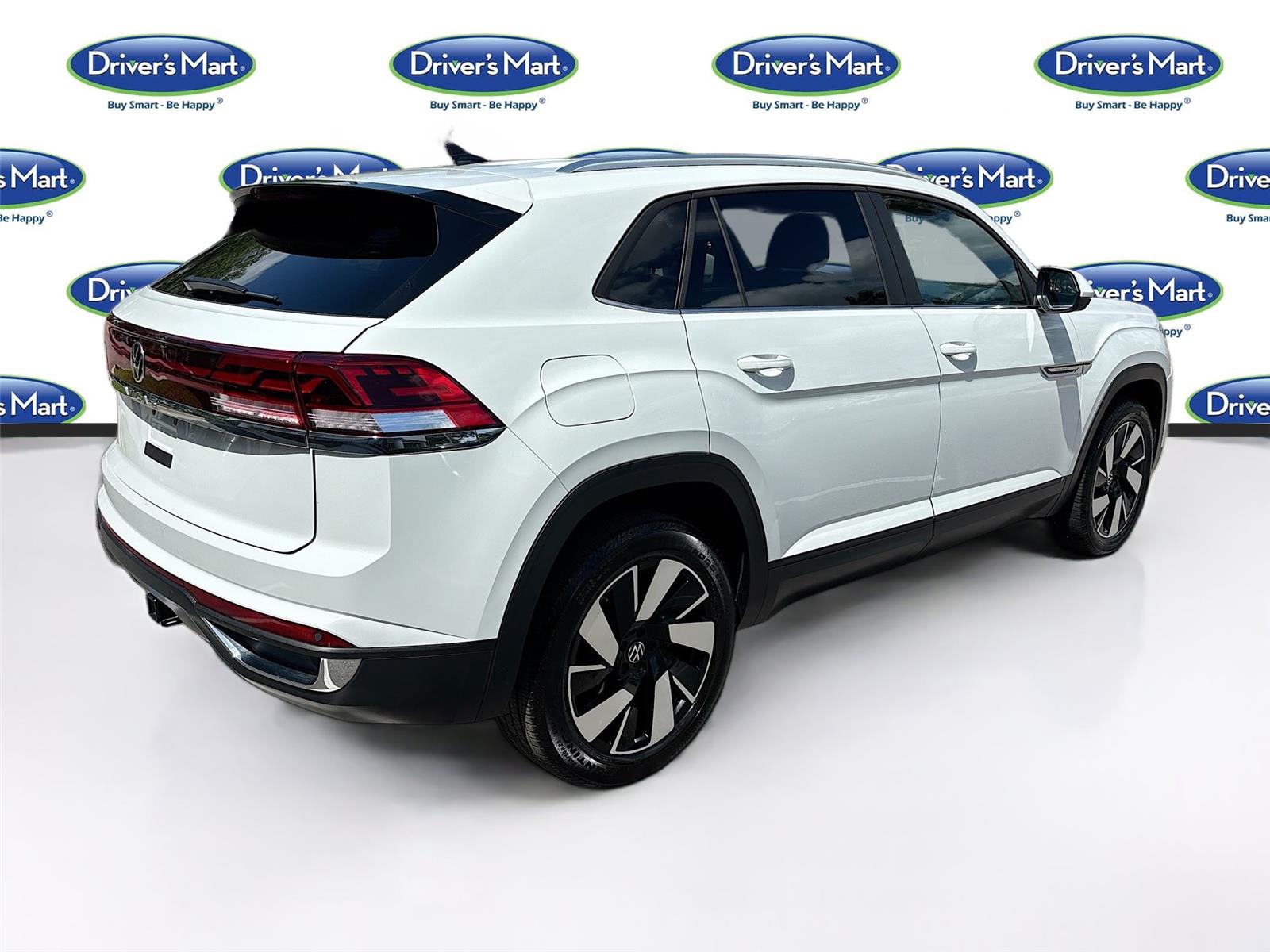 2025 Volkswagen Atlas Cross Sport 2.0T SE w/Technology