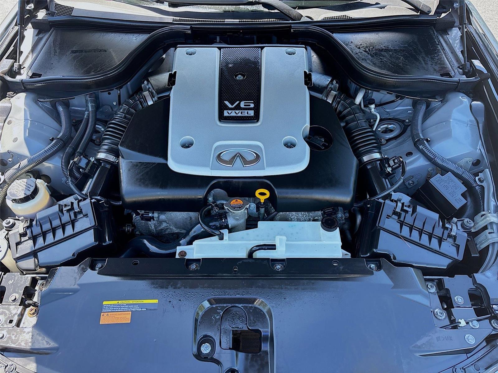 2014 INFINITI Q60 Convertible