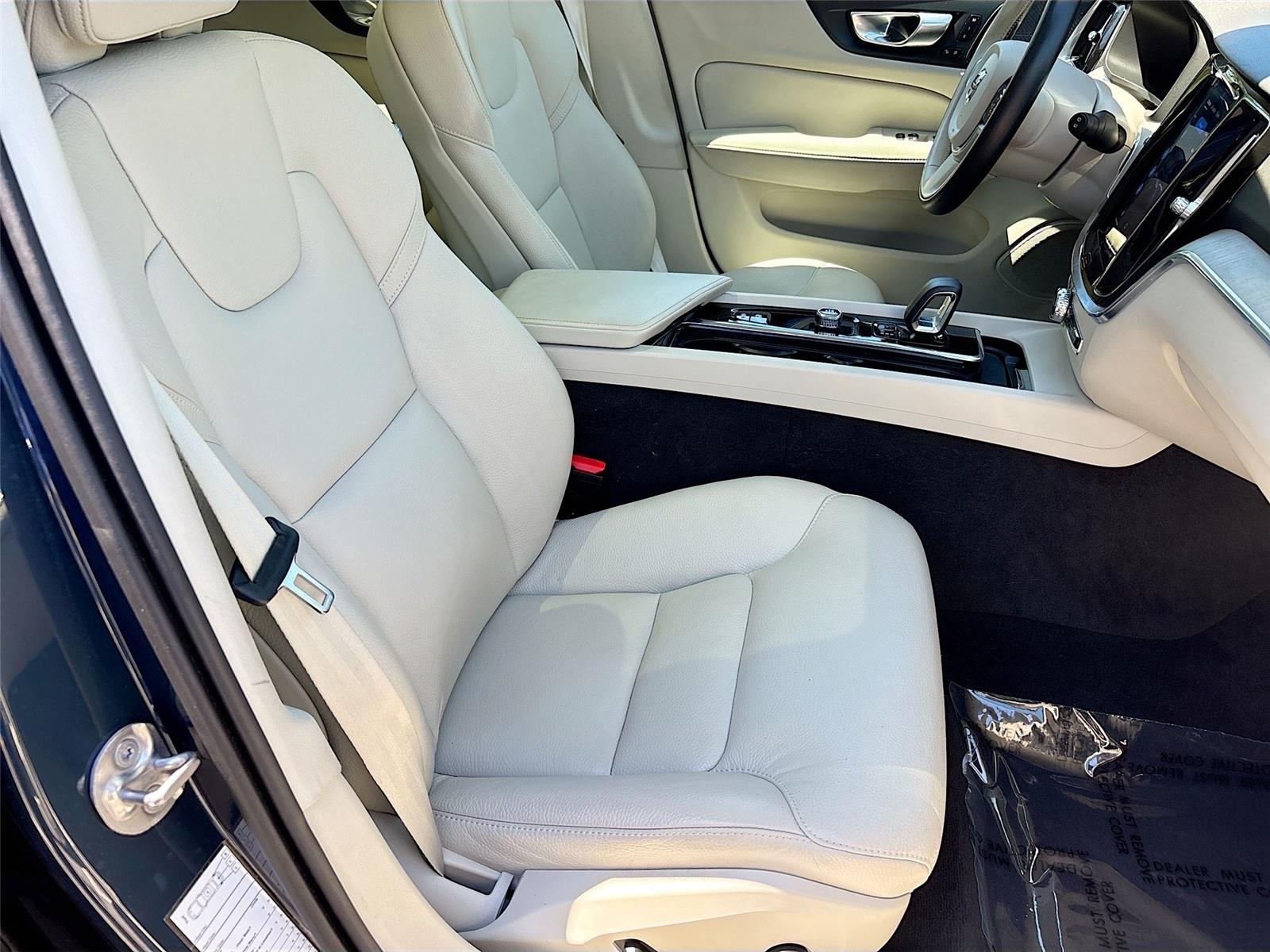 2025 Volvo V60 Cross Country Plus