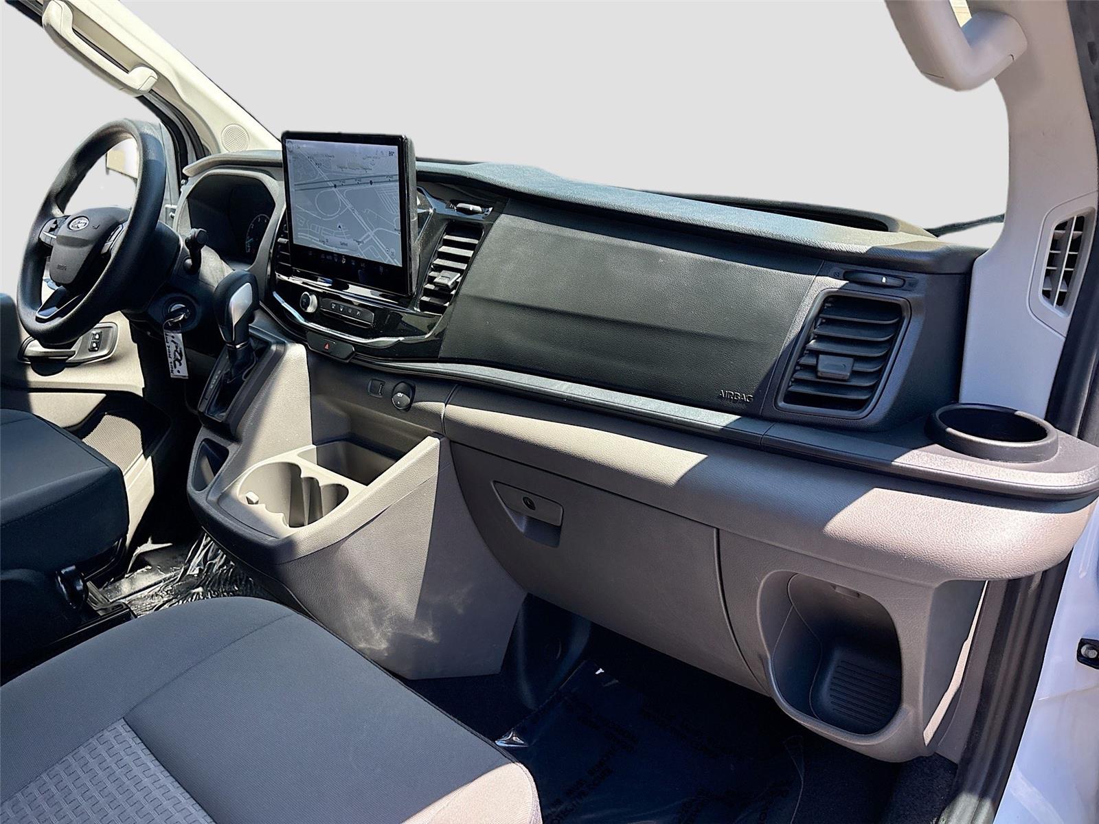 2024 Ford Transit Passenger Wagon XLT