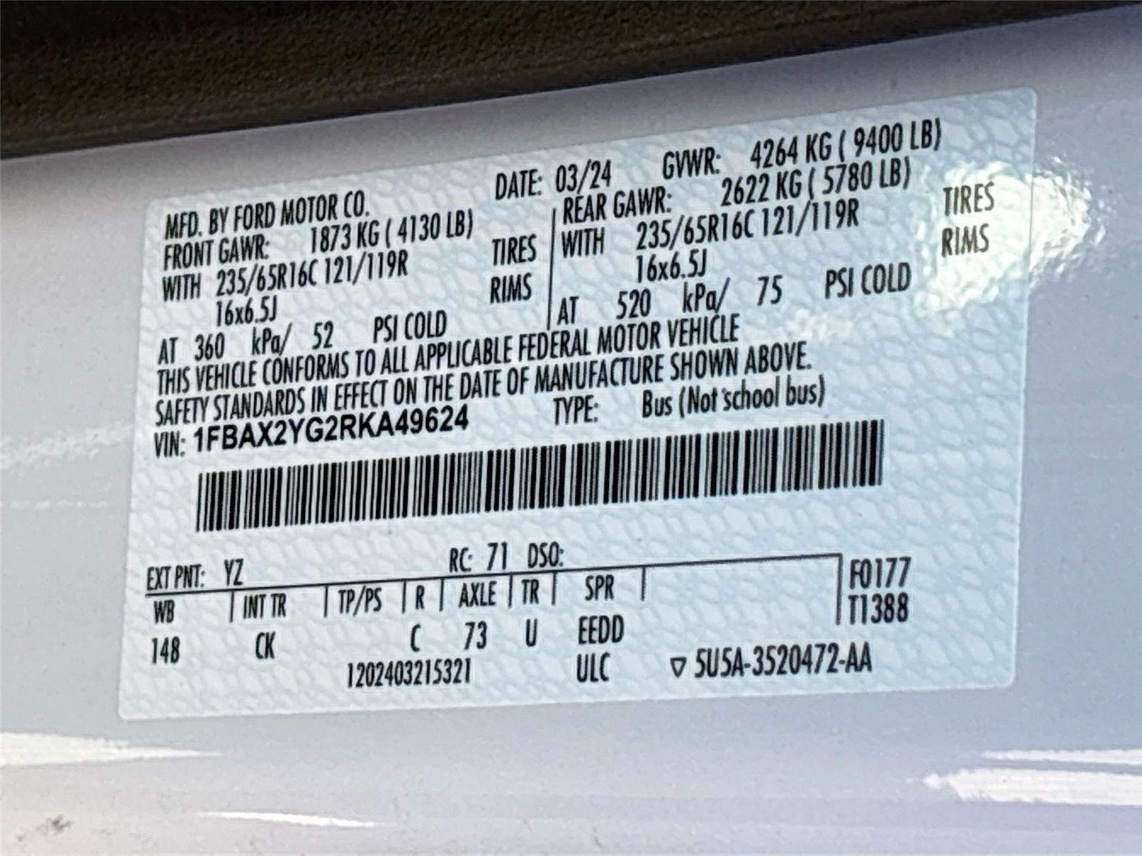 2024 Ford Transit Passenger Wagon XLT