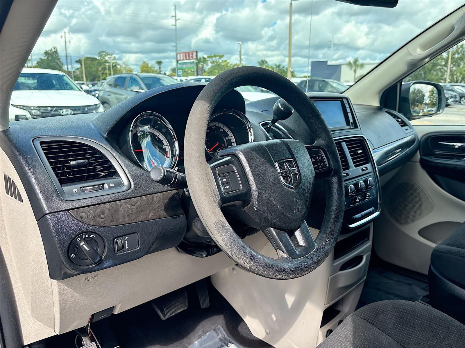 2019 Dodge Grand Caravan SE