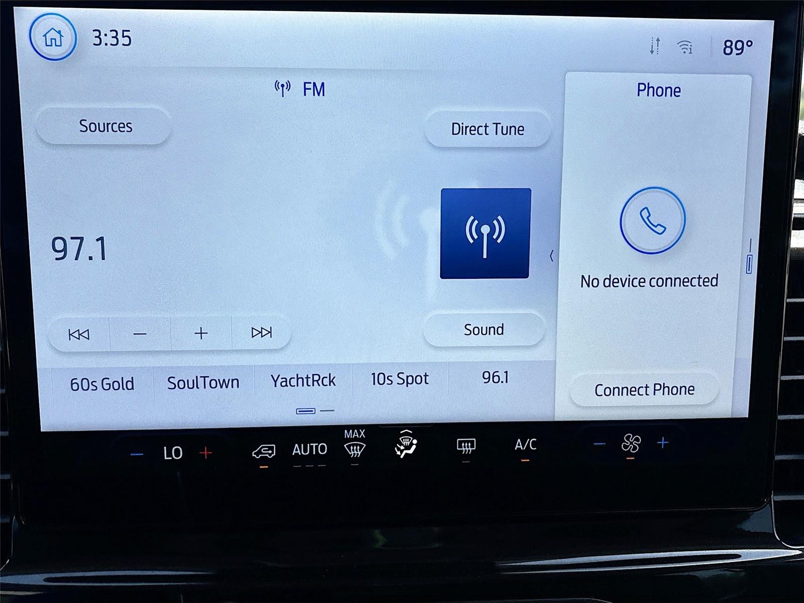 2024 Ford Transit Passenger Wagon XLT