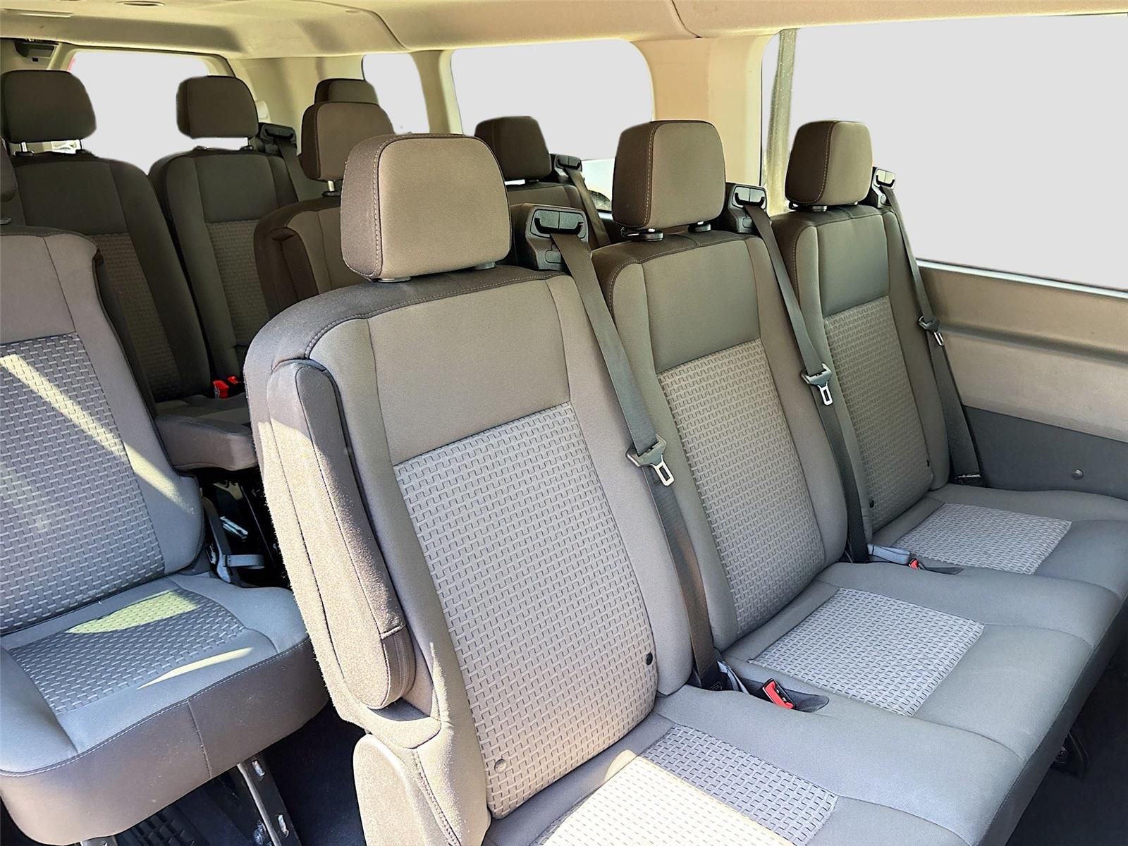 2024 Ford Transit Passenger Wagon XLT