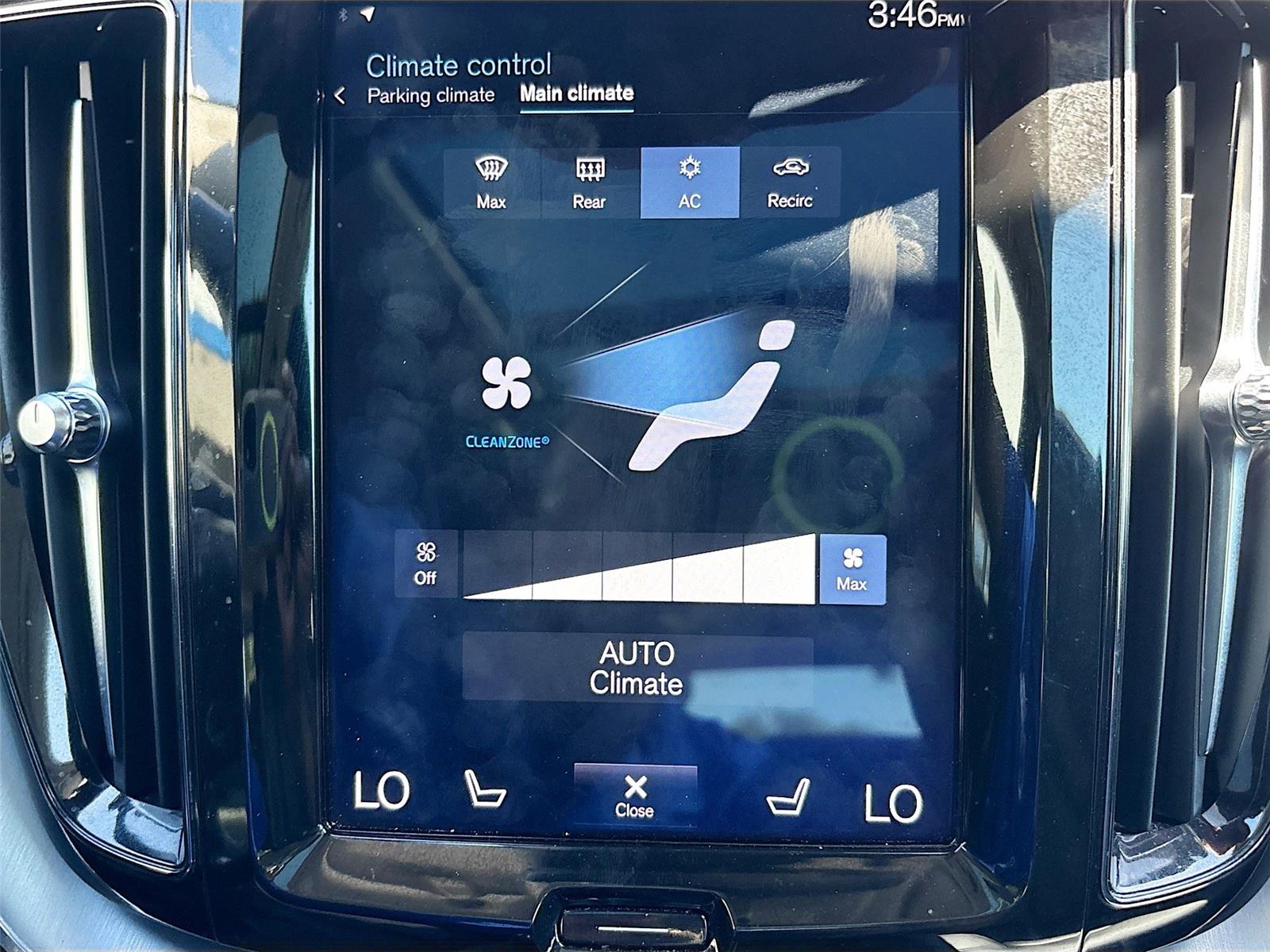 2020 Volvo XC60 Momentum