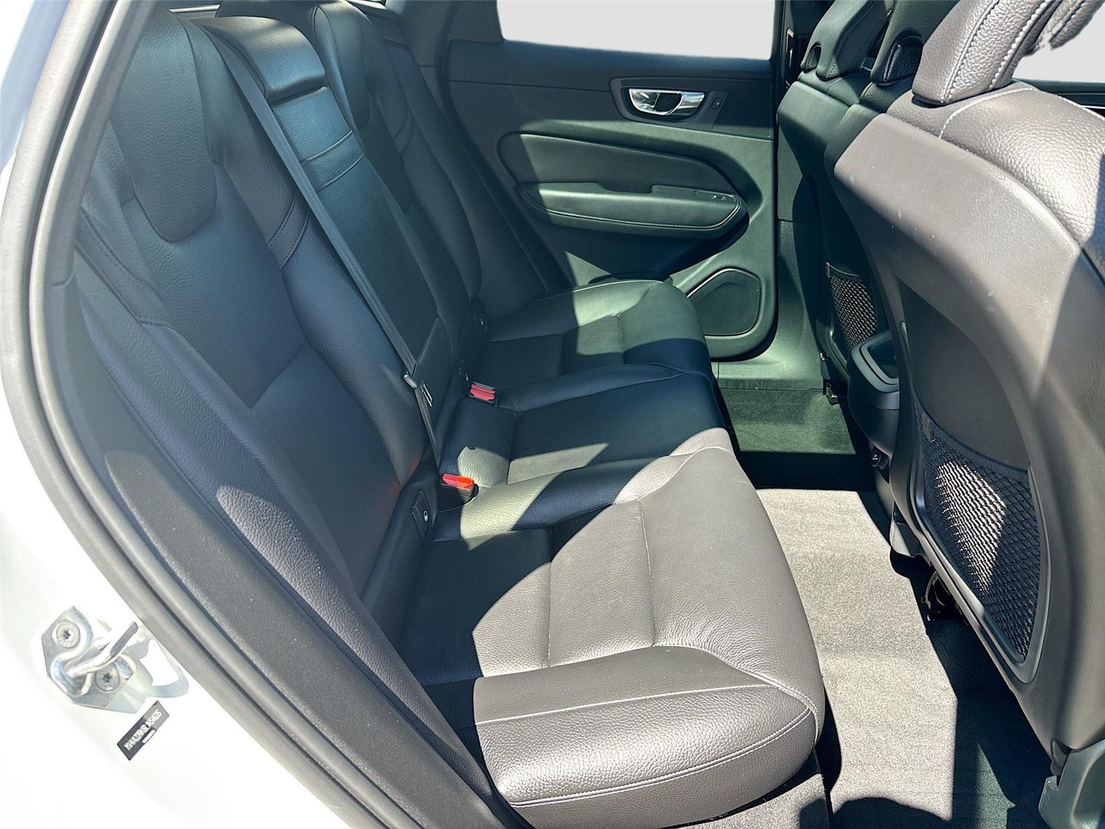 2020 Volvo XC60 Momentum