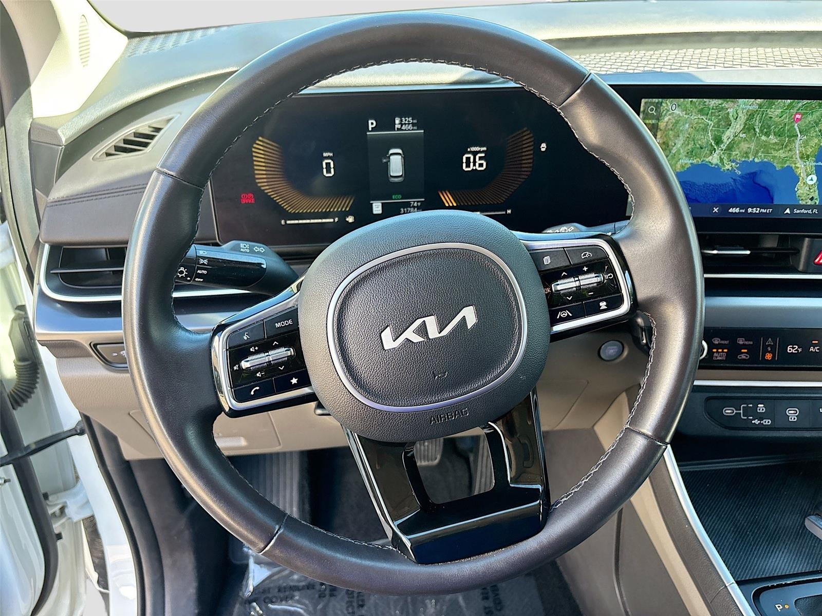 2025 Kia Carnival LXS