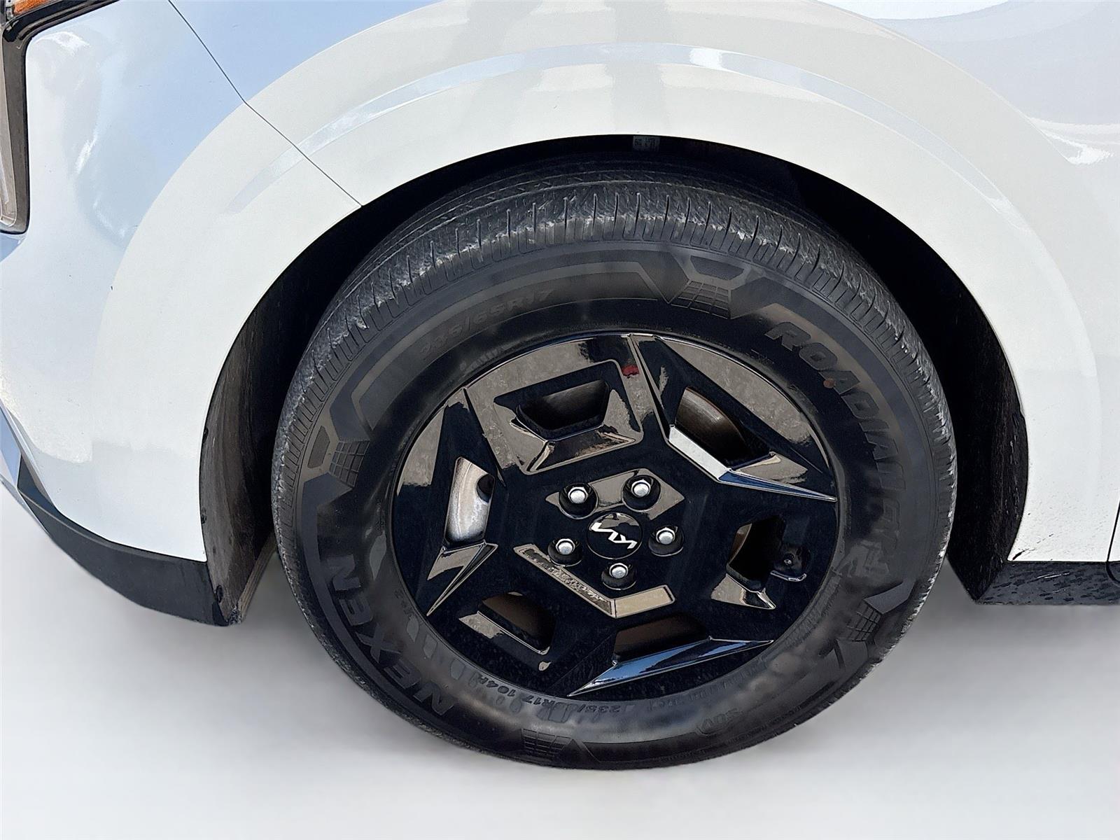 2025 Kia Carnival LXS