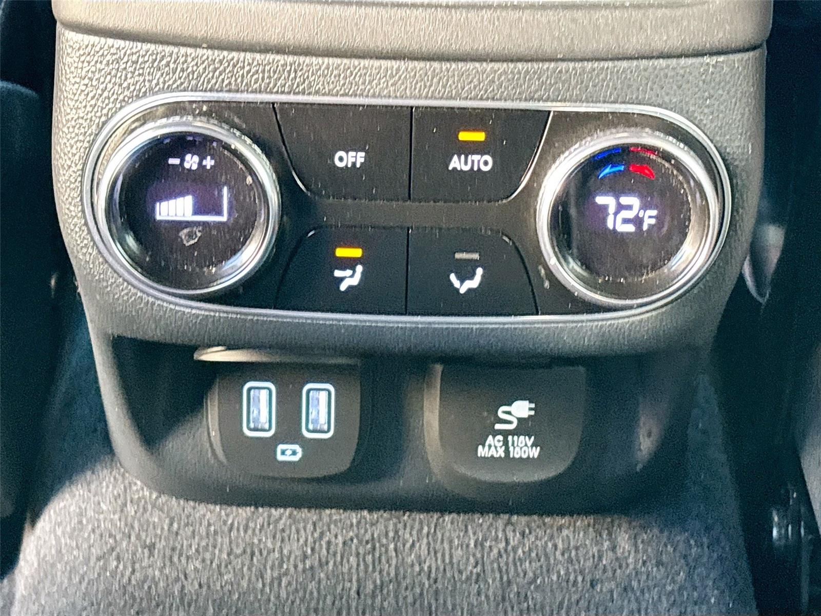 2024 Genesis GV70 2.5T