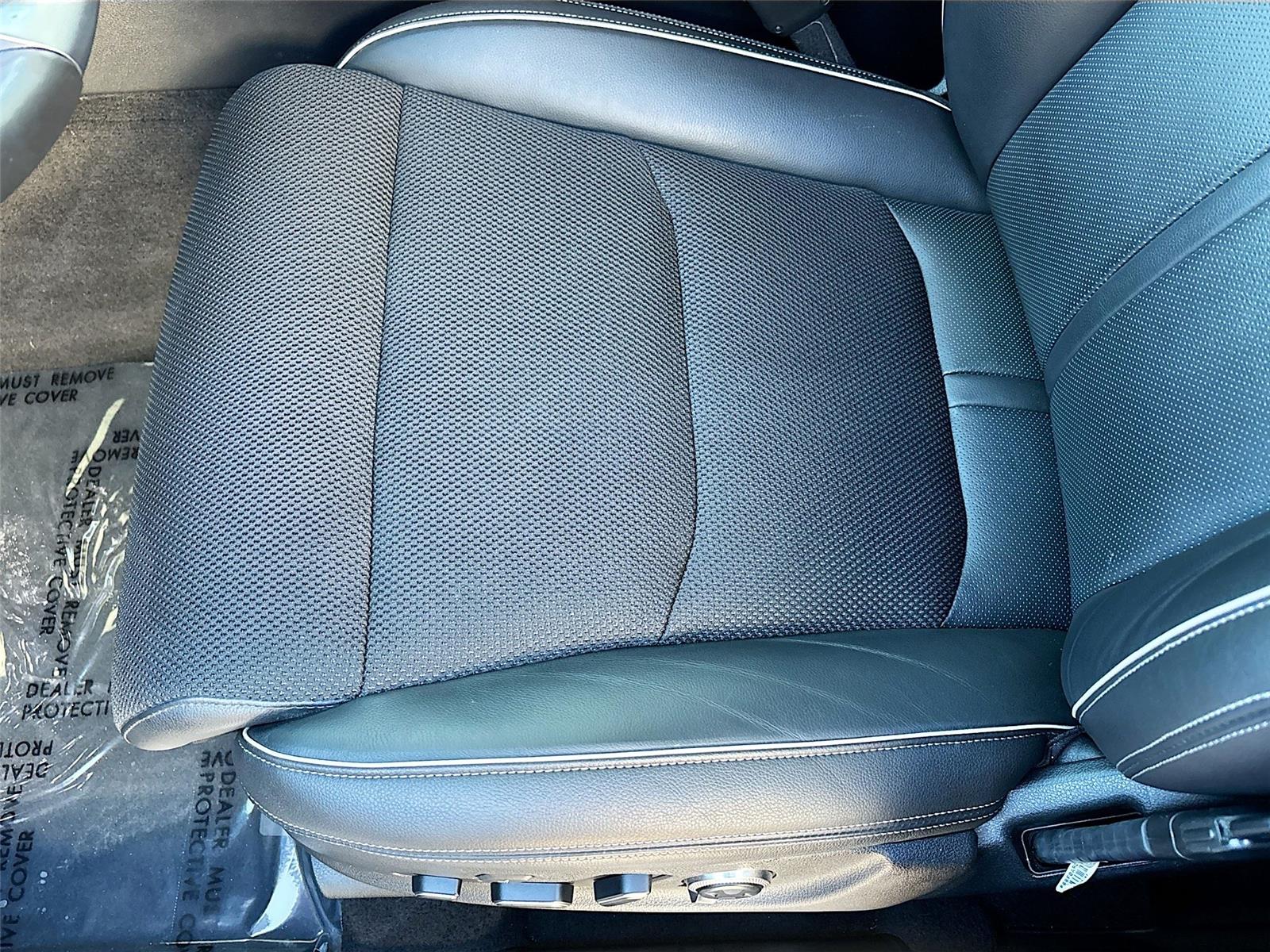 2024 Genesis GV70 2.5T