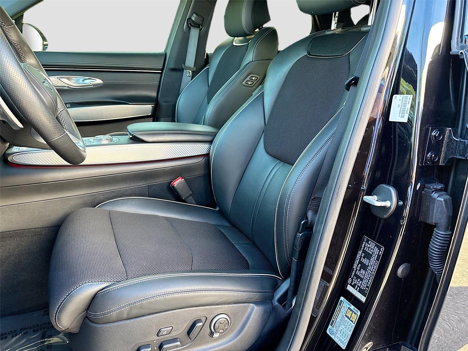 2024 Genesis GV70 2.5T