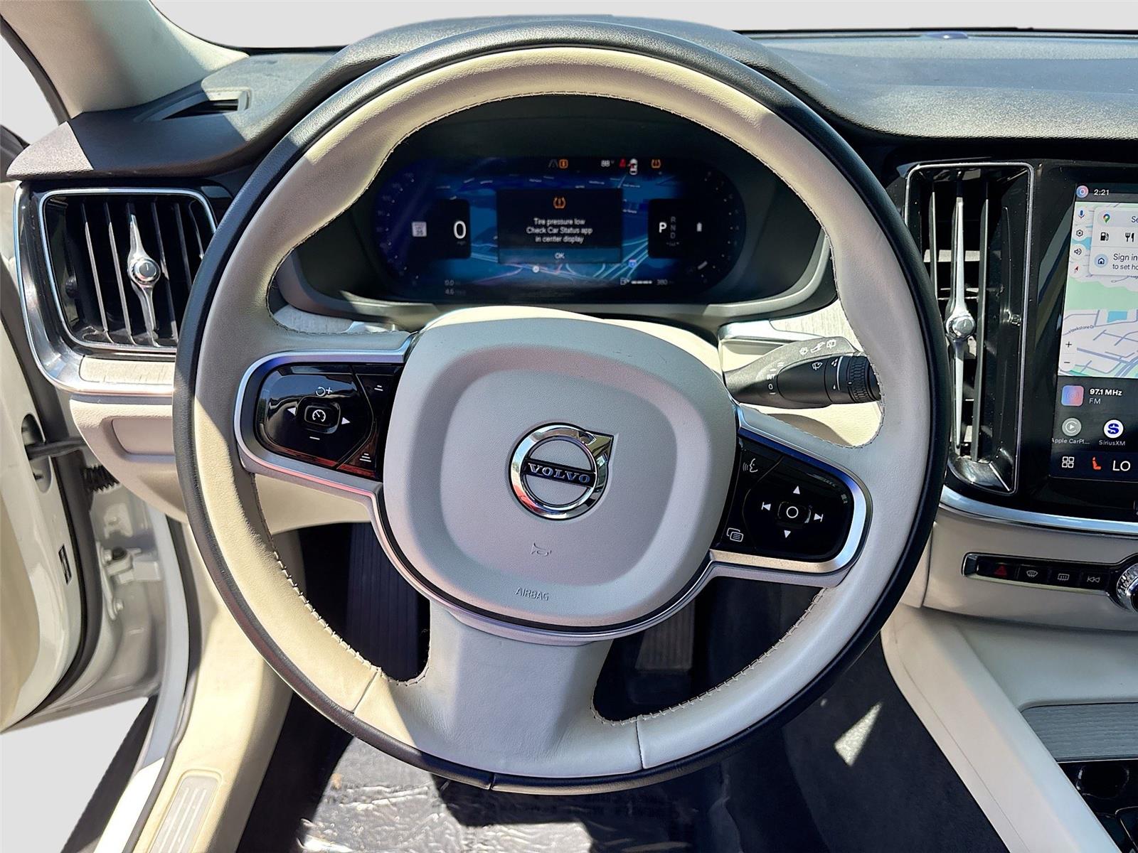 2025 Volvo V60 Cross Country Plus