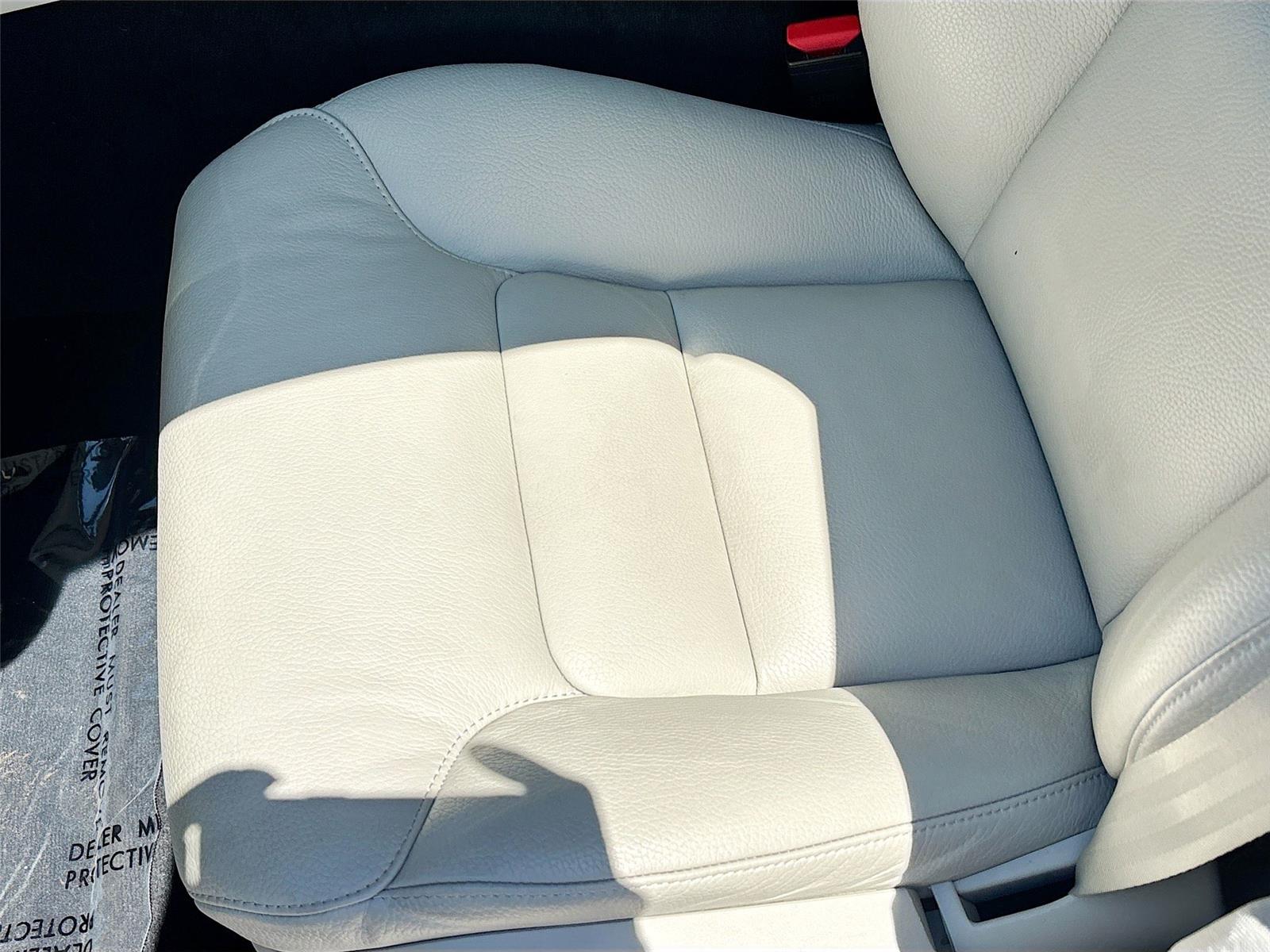 2025 Volvo V60 Cross Country Plus