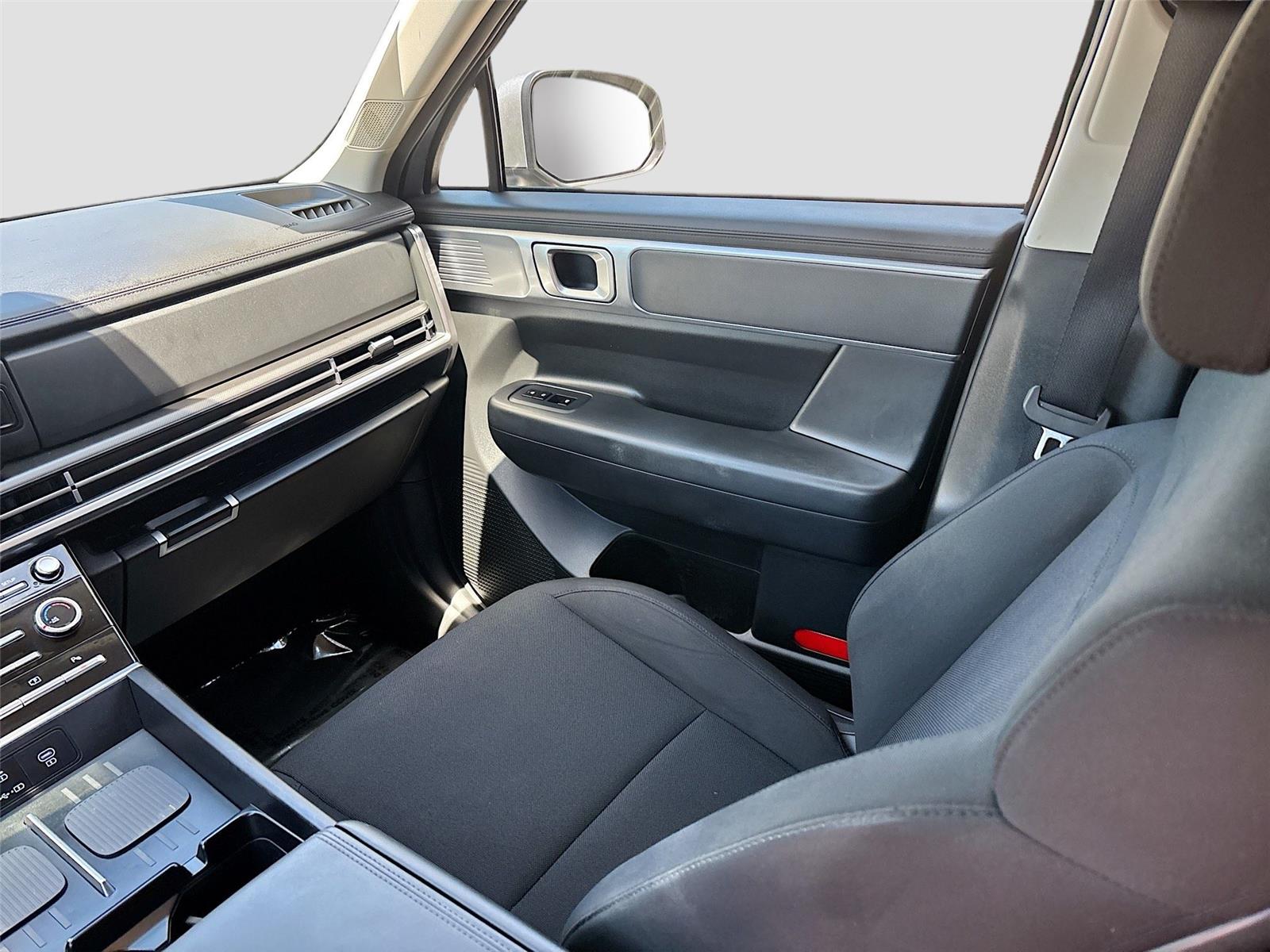 2024 Hyundai Santa Fe SE