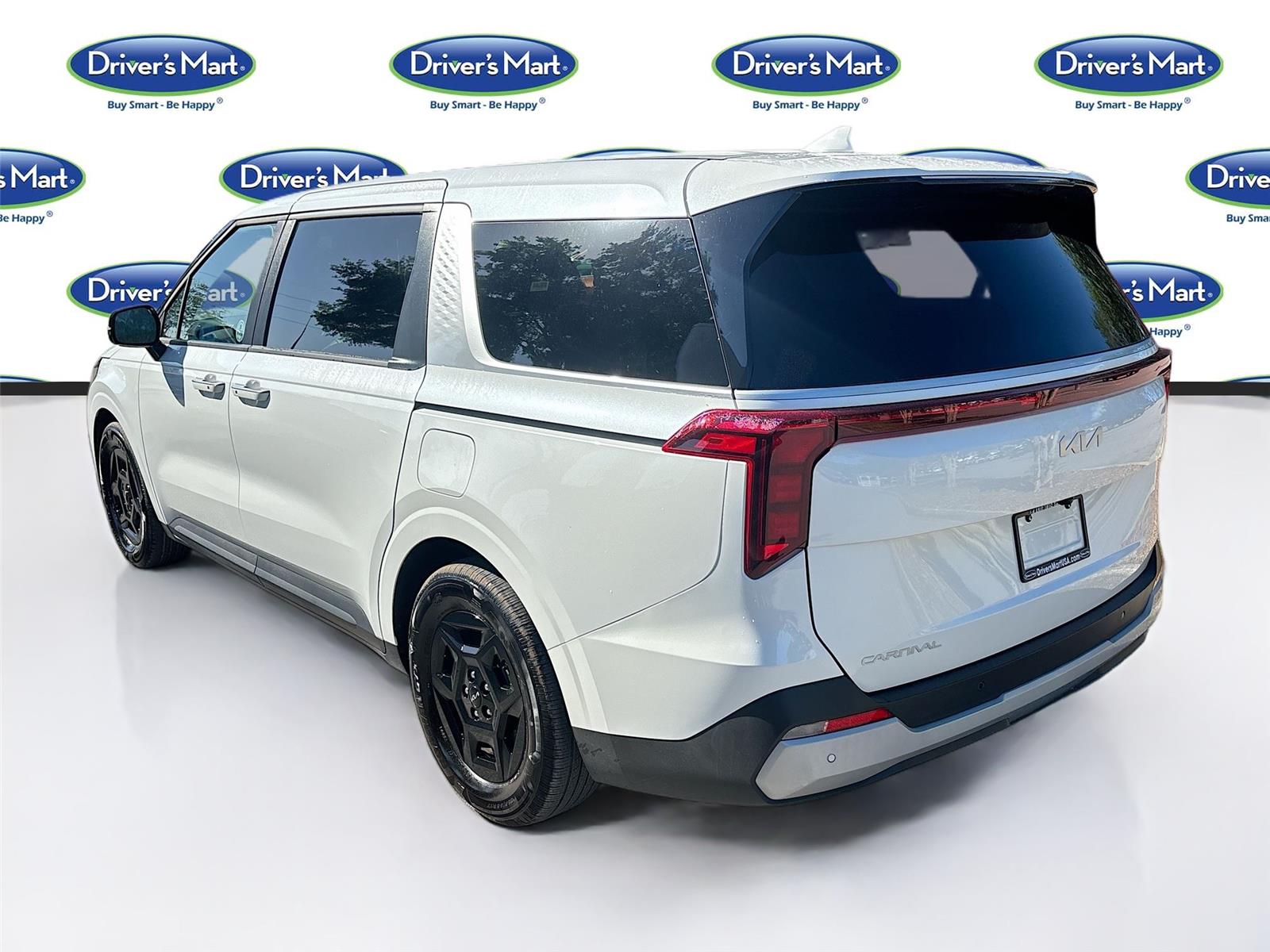 2025 Kia Carnival LXS