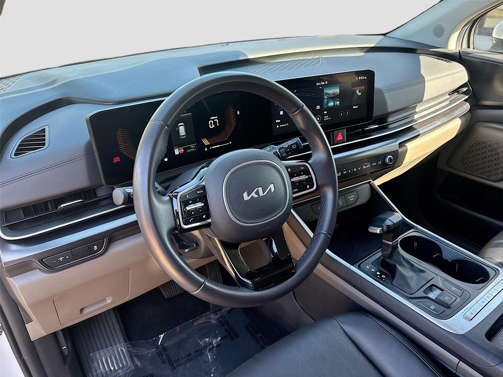 2025 Kia Carnival LXS