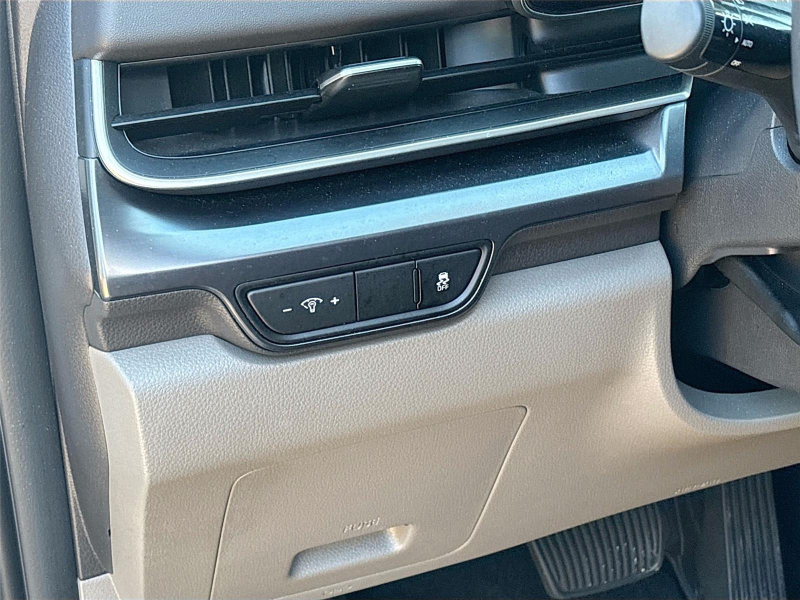 2025 Kia Carnival LXS