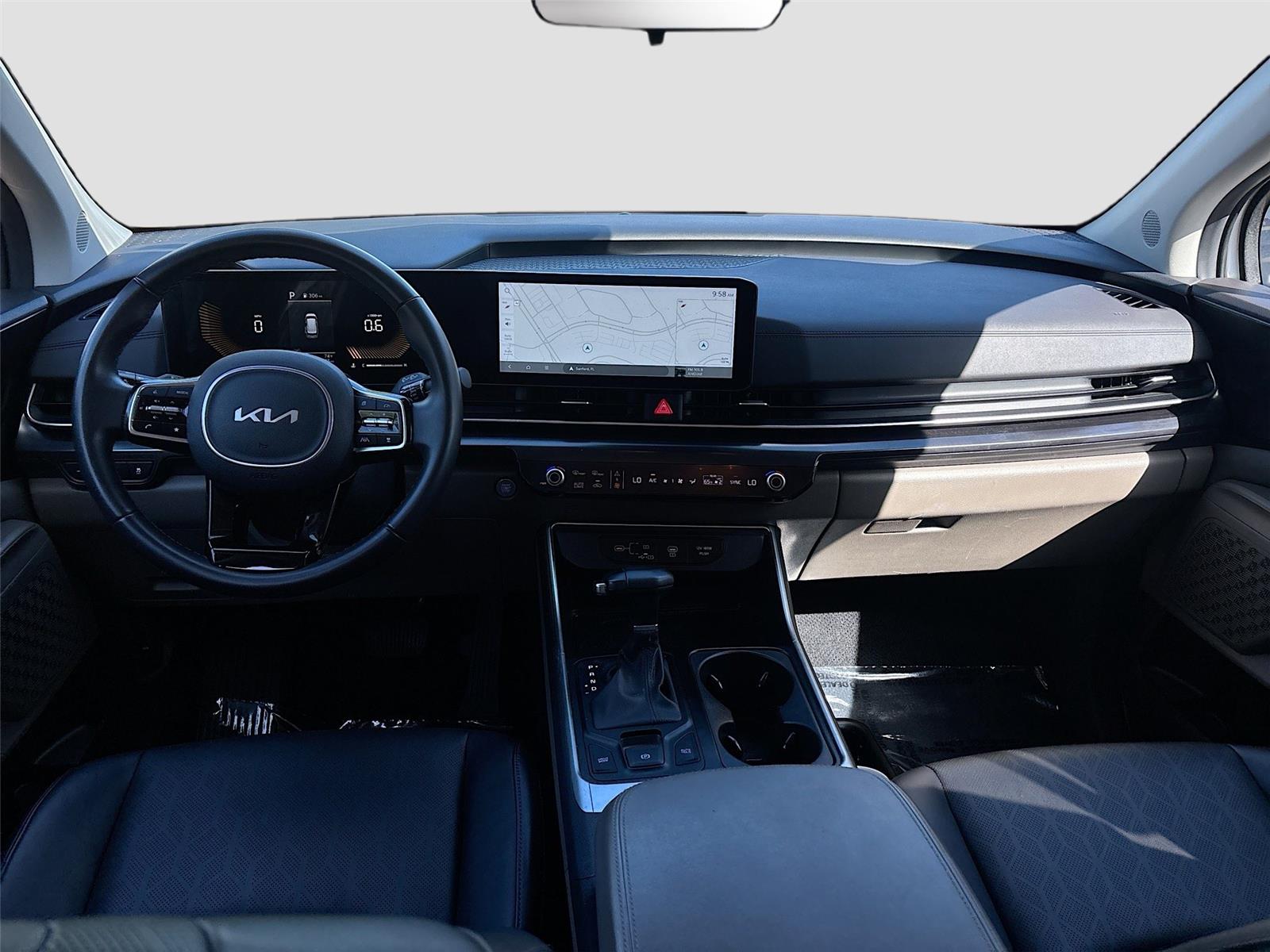 2025 Kia Carnival LXS