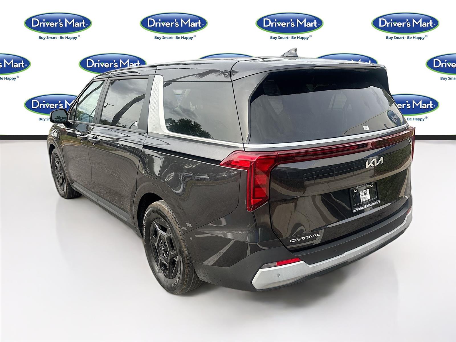 2025 Kia Carnival LXS